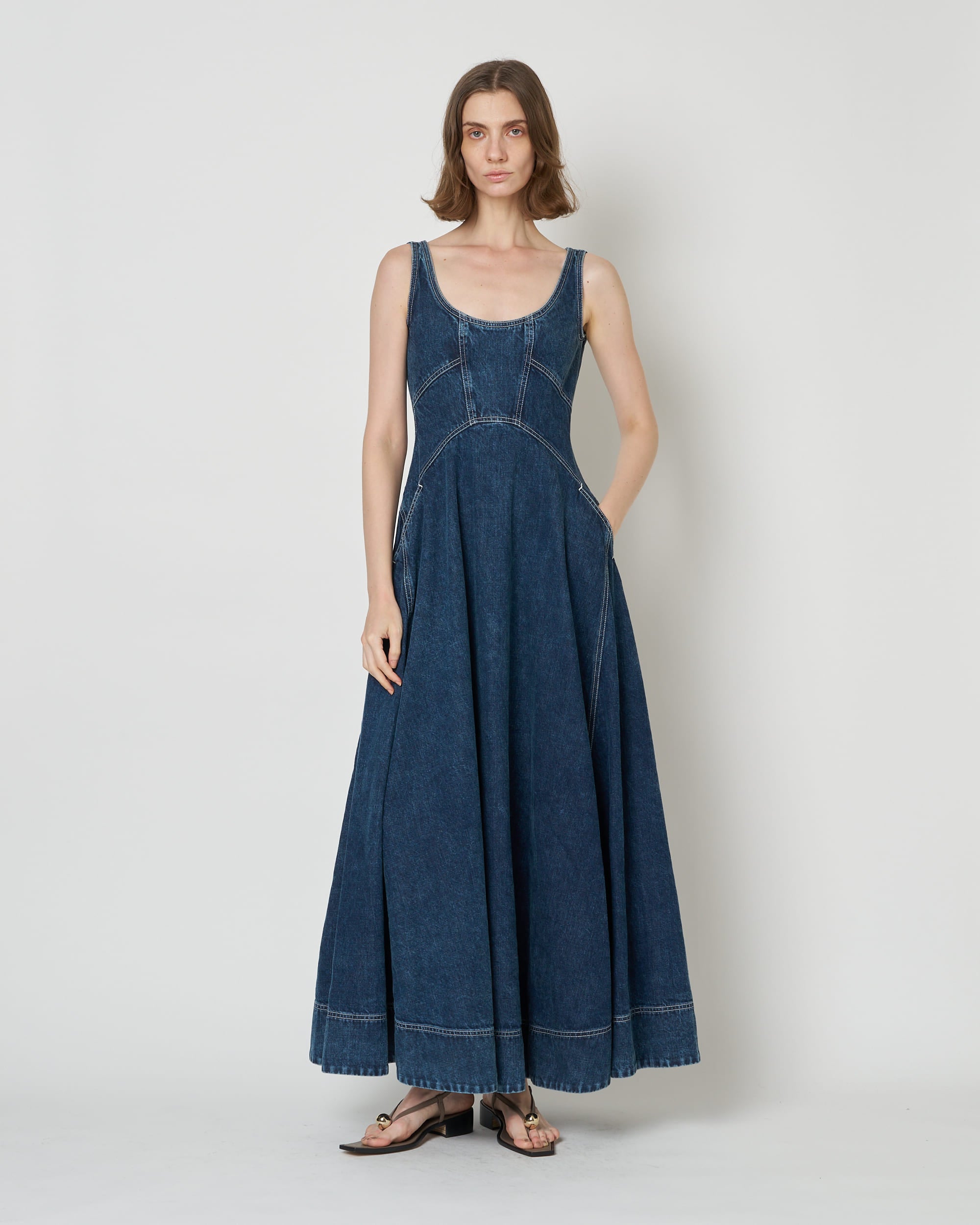 NALEEN - ROUND NECK DENIM DRESS（SOLD OUT）