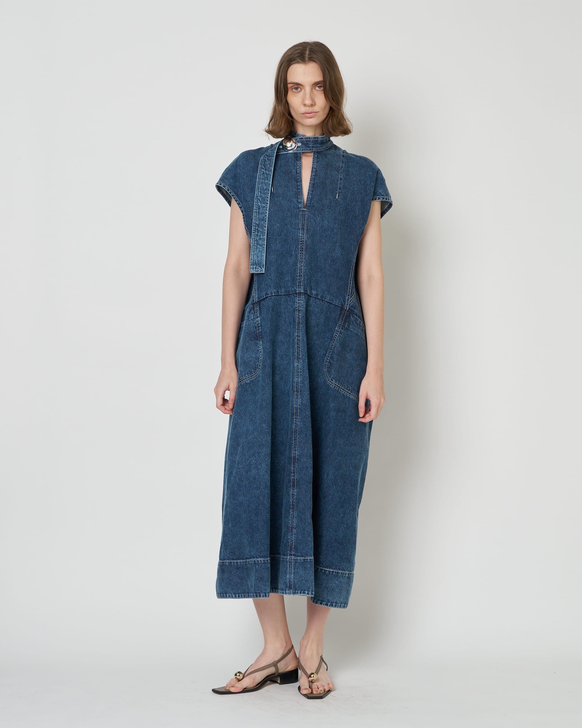 LAURA - ROUND SHAPE SLEEVELESS DENIM DRESS