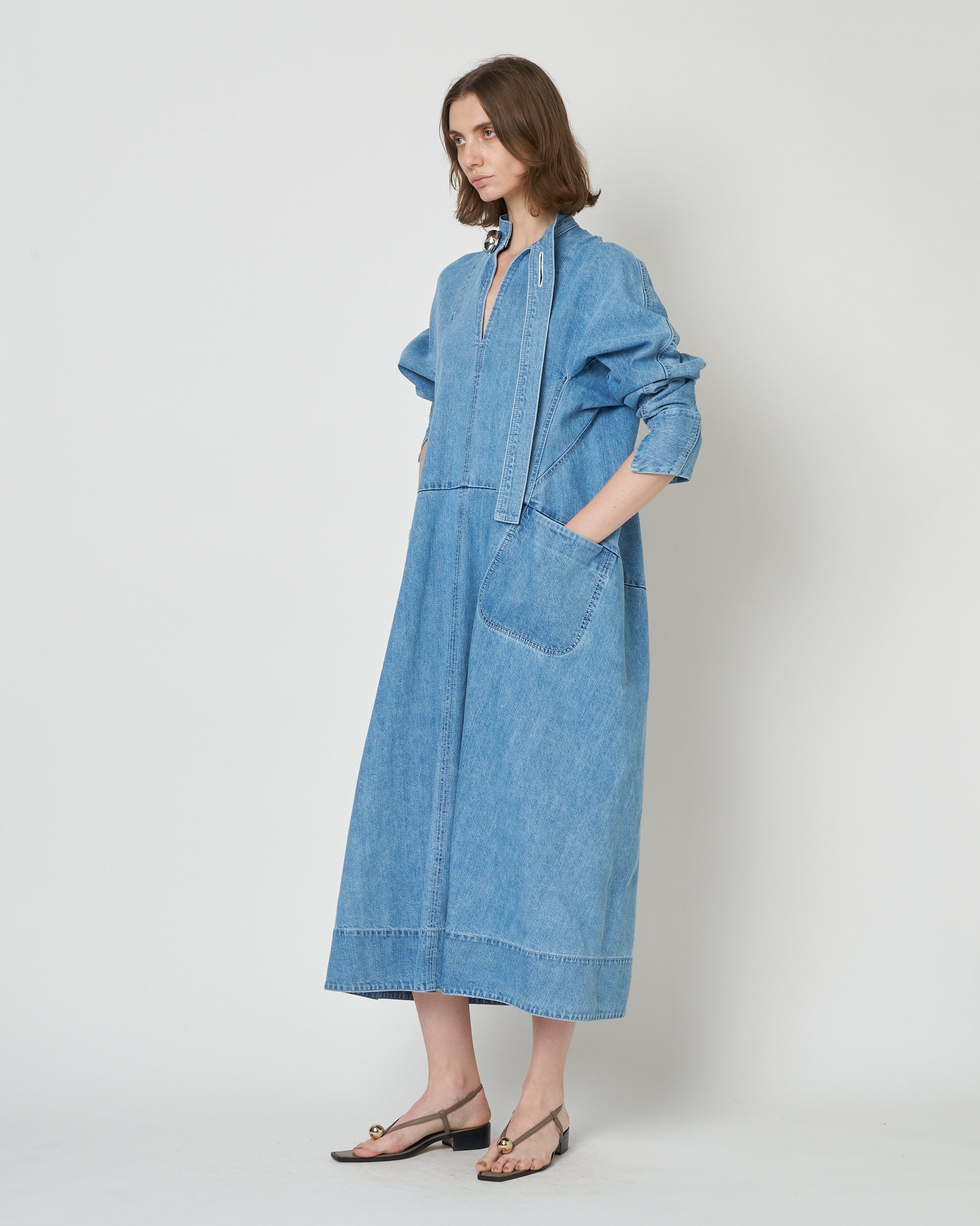 【PRE ORDER】ELIANA - ROUND SHAPED VOLUME DRESS