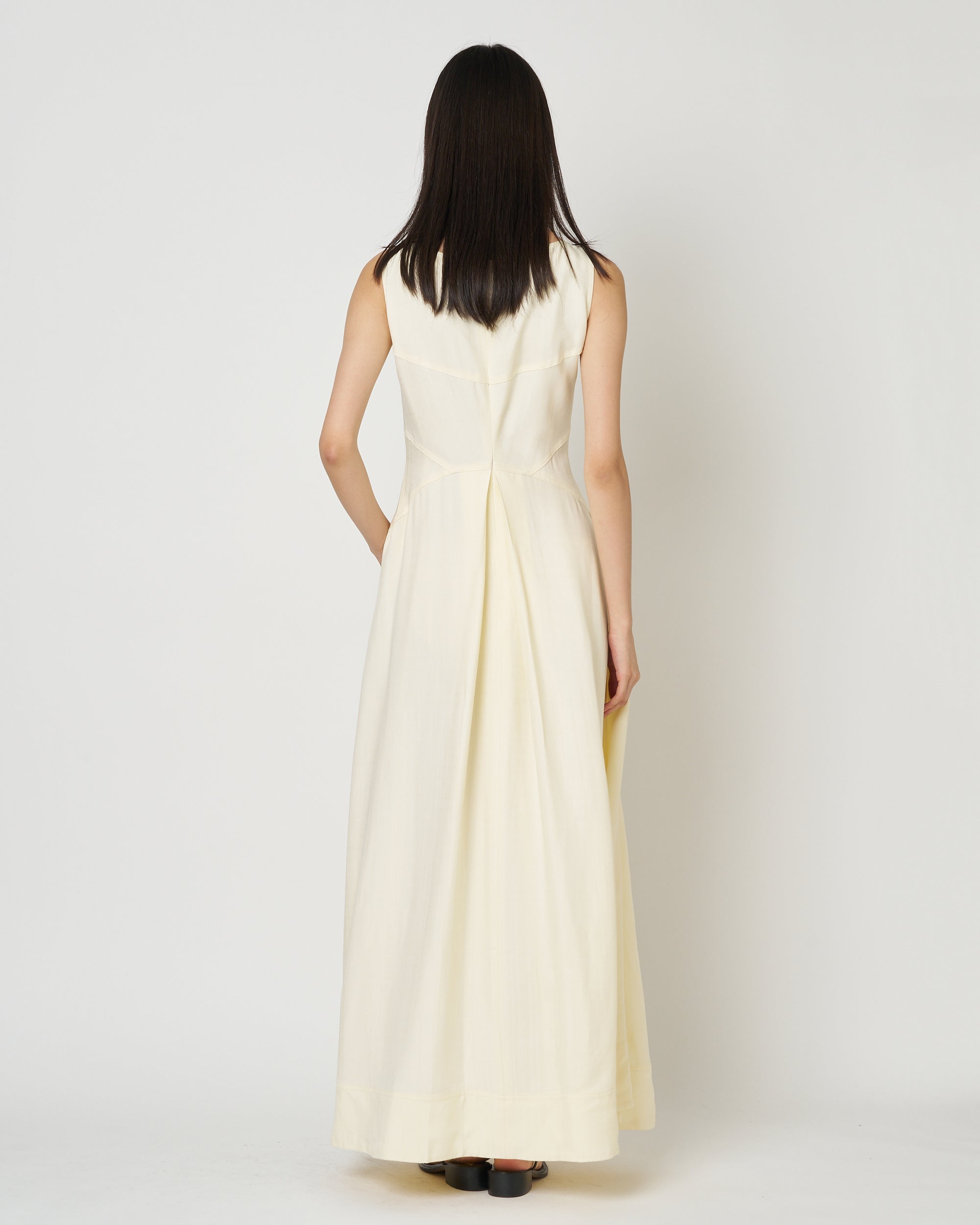 【PRE ORDER】NALEEN - ROUND NECK VISCOSE DRESS