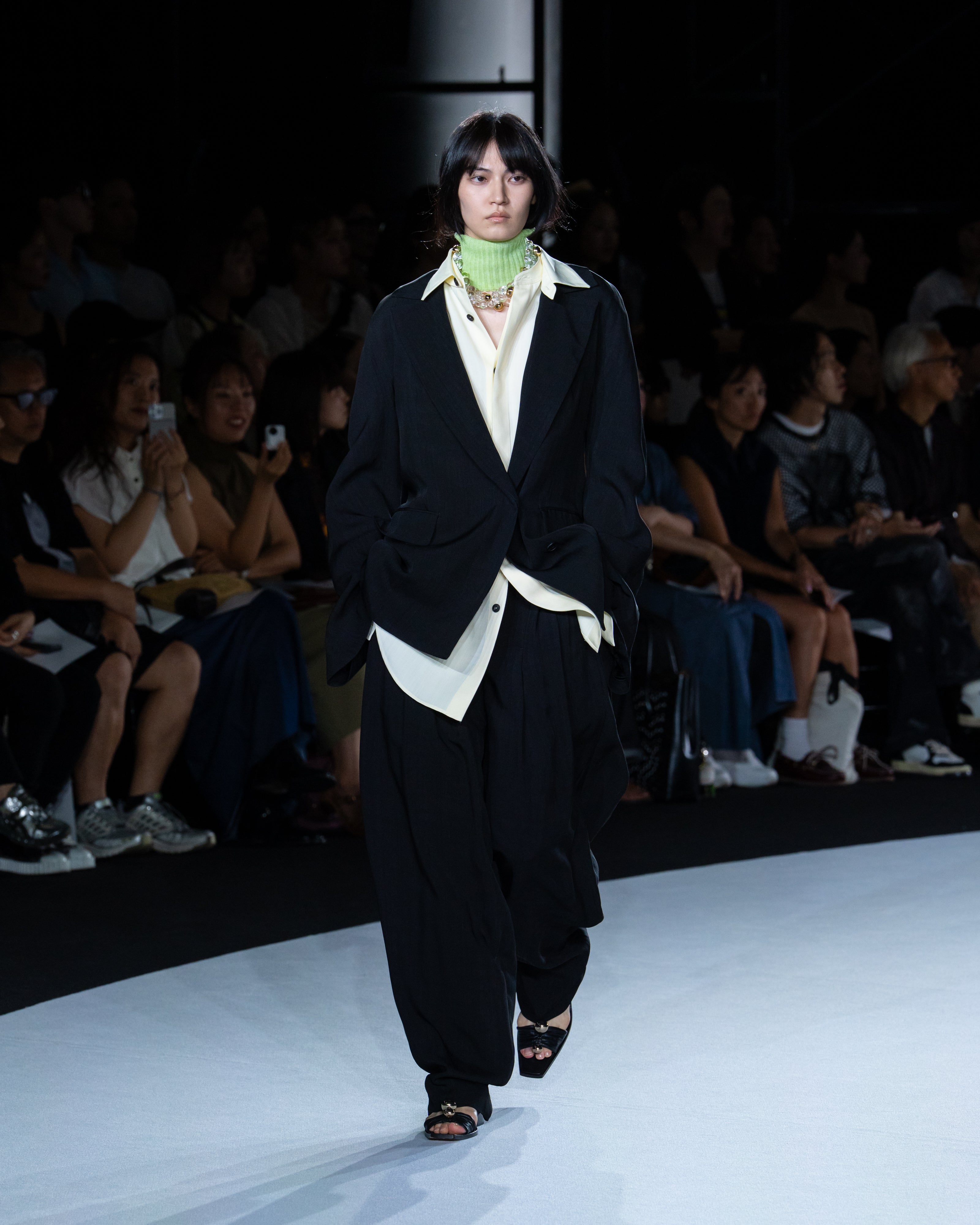 【PRE ORDER】NAVIA - REMOVABLE COLLAR VISCOSE SHIRT
