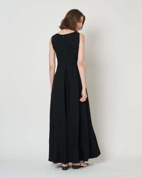 【PRE ORDER】NALEEN - ROUND NECK VISCOSE DRESS