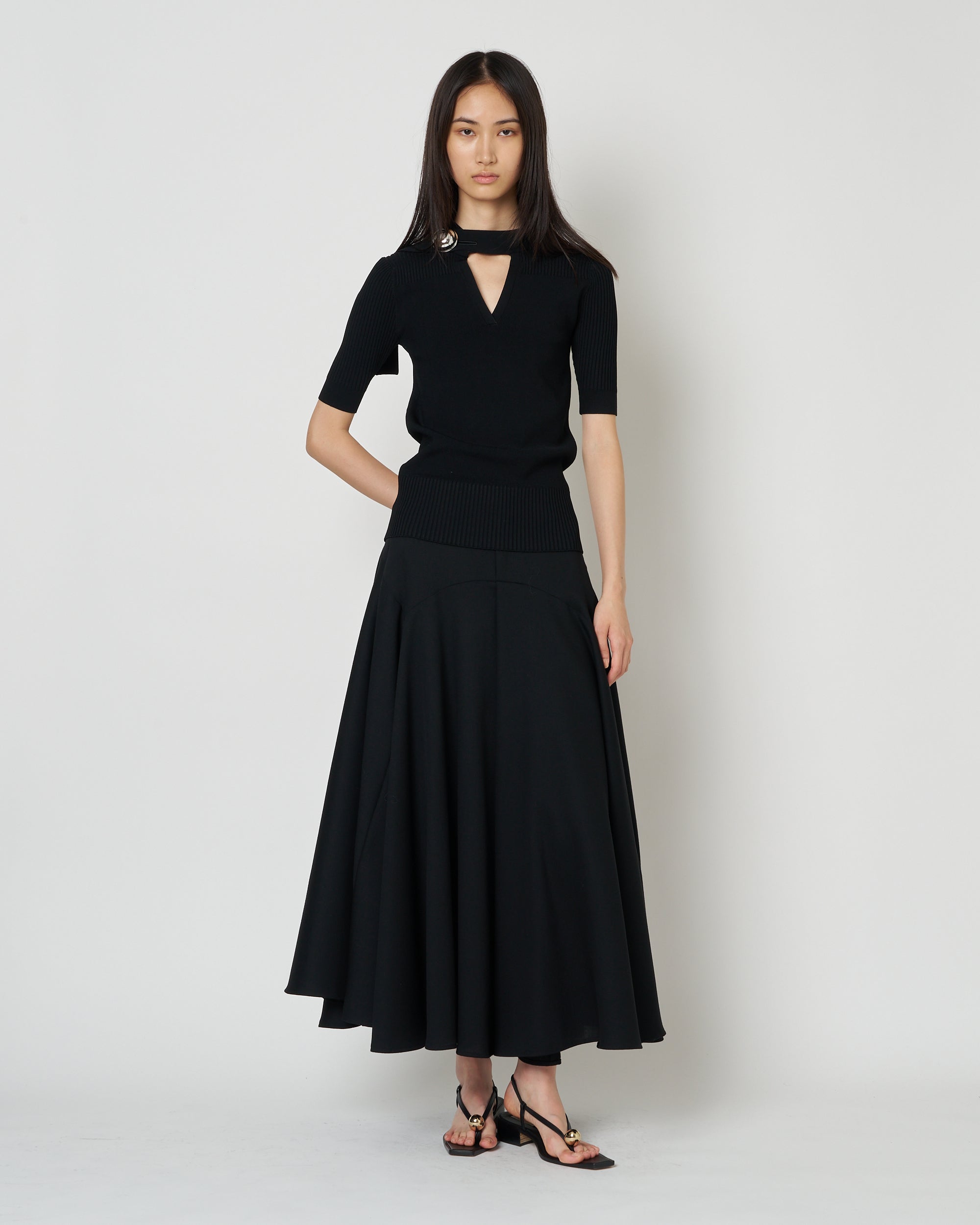 【PRE ORDER】NAMIE - KNIT BUTTON TOP