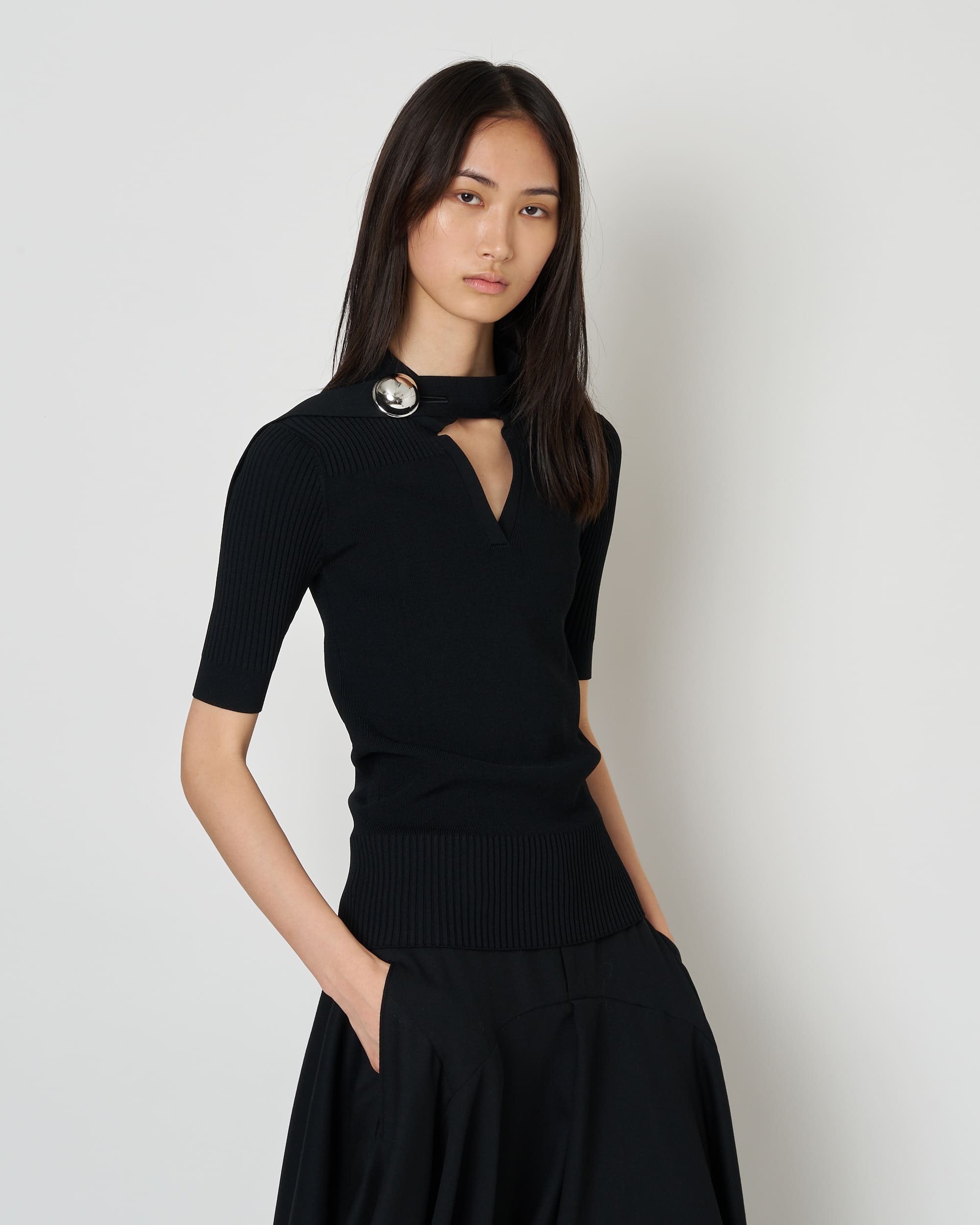 NAMIE - KNIT BUTTON TOP