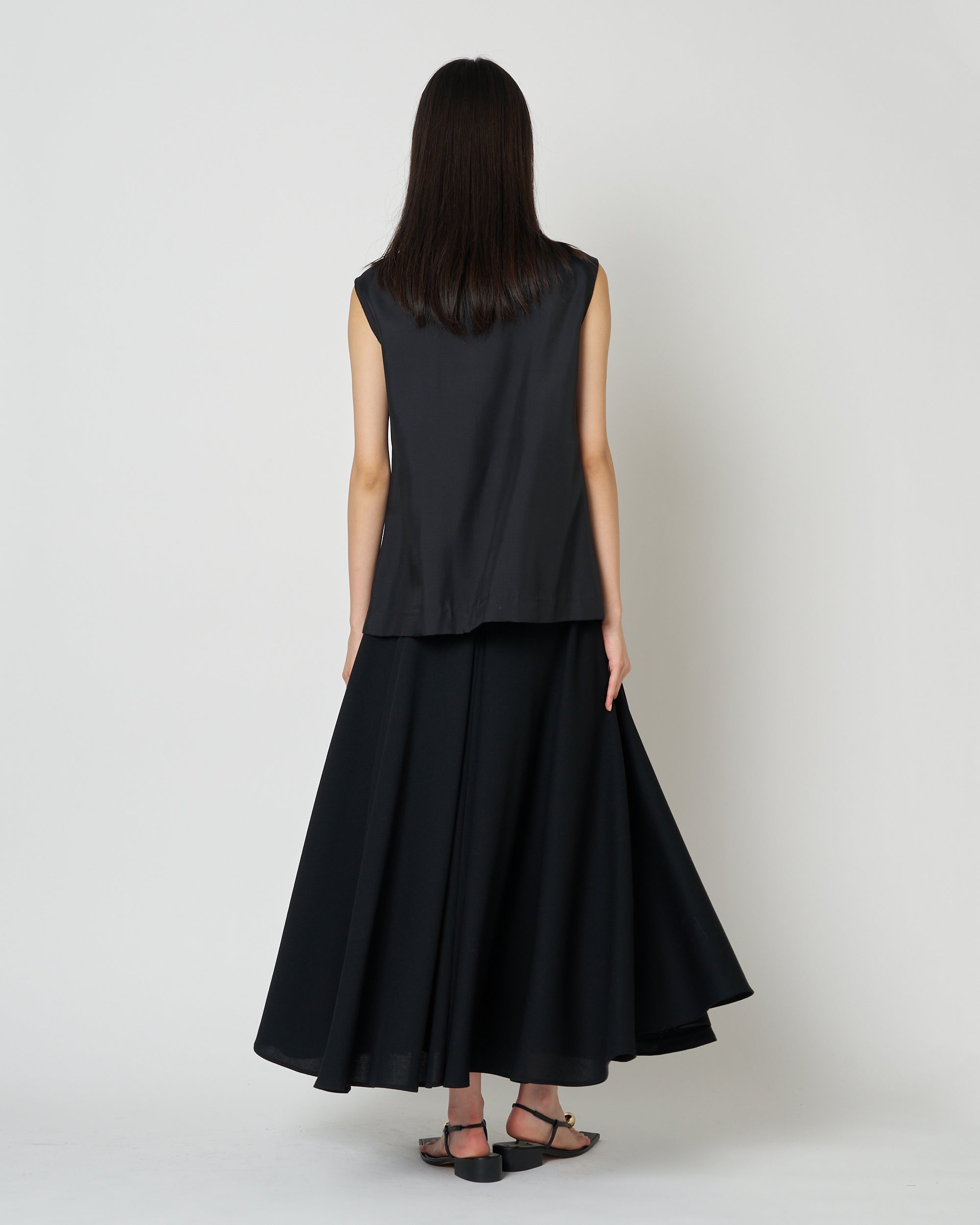 【PRE ORDER】NAOS - STAND COLLAR SILK NYLON TOP