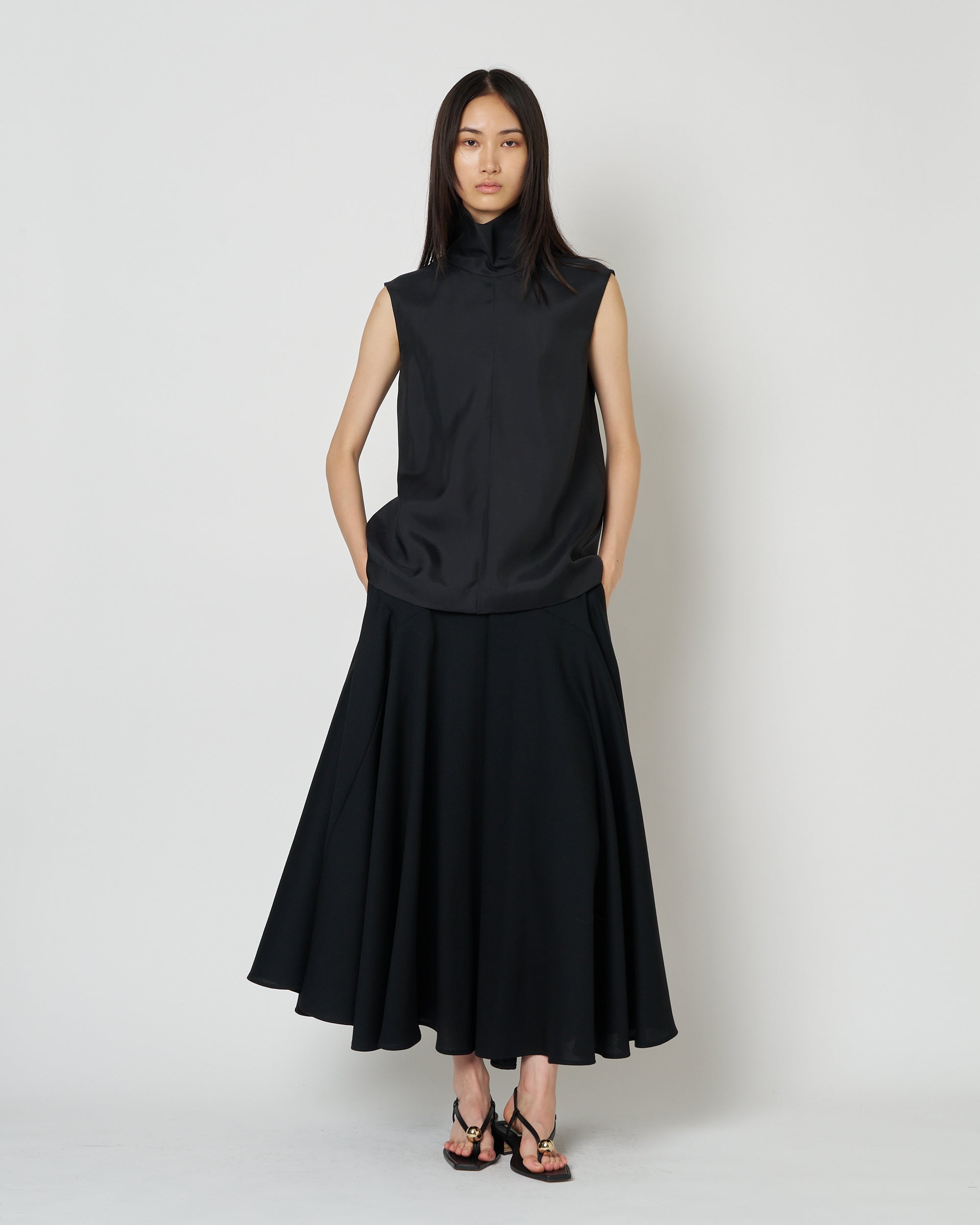 【PRE ORDER】NAOS - STAND COLLAR SILK NYLON TOP