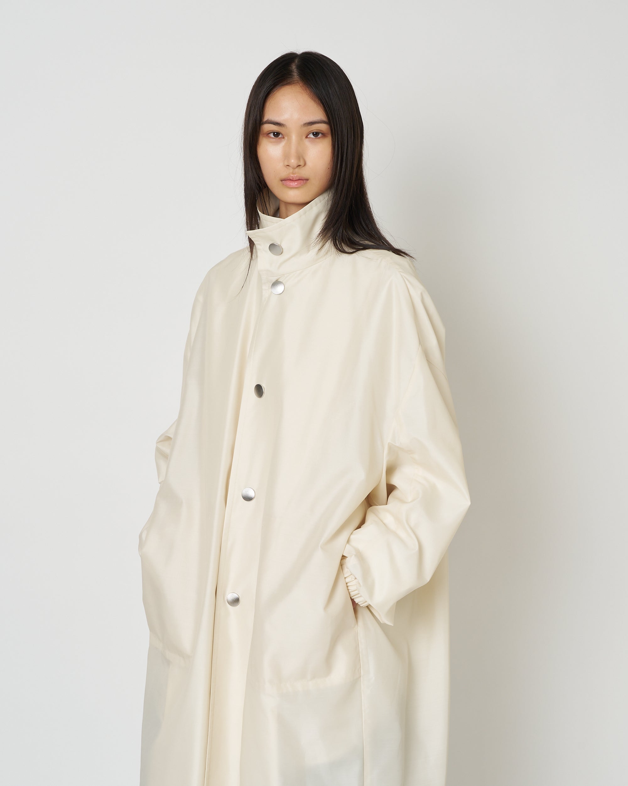 【PRE ORDER】NEVA - NYLON SILK SPRING COAT
