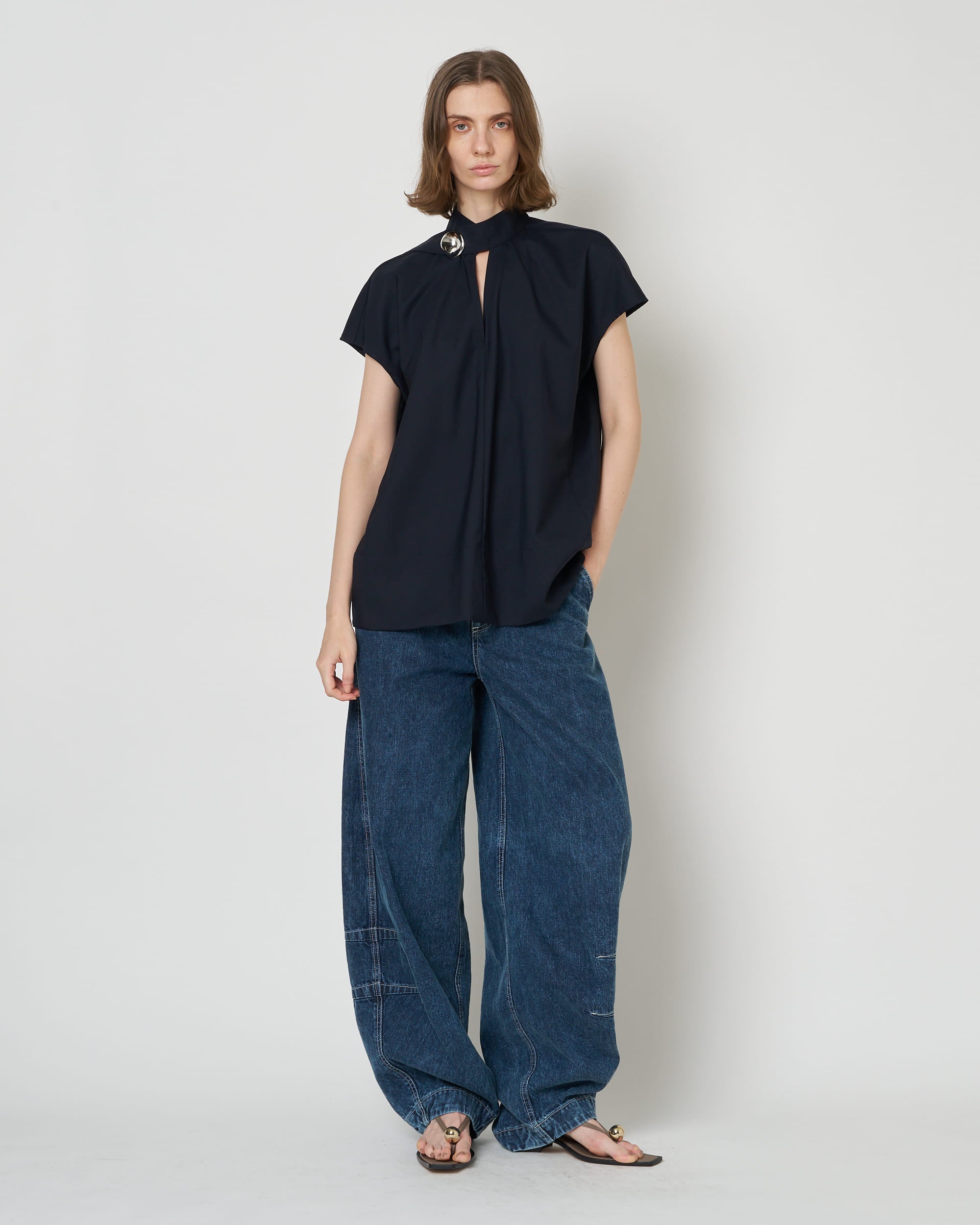 HEPBURN SL - WOOL SLEEVELESS BUTTON TOP