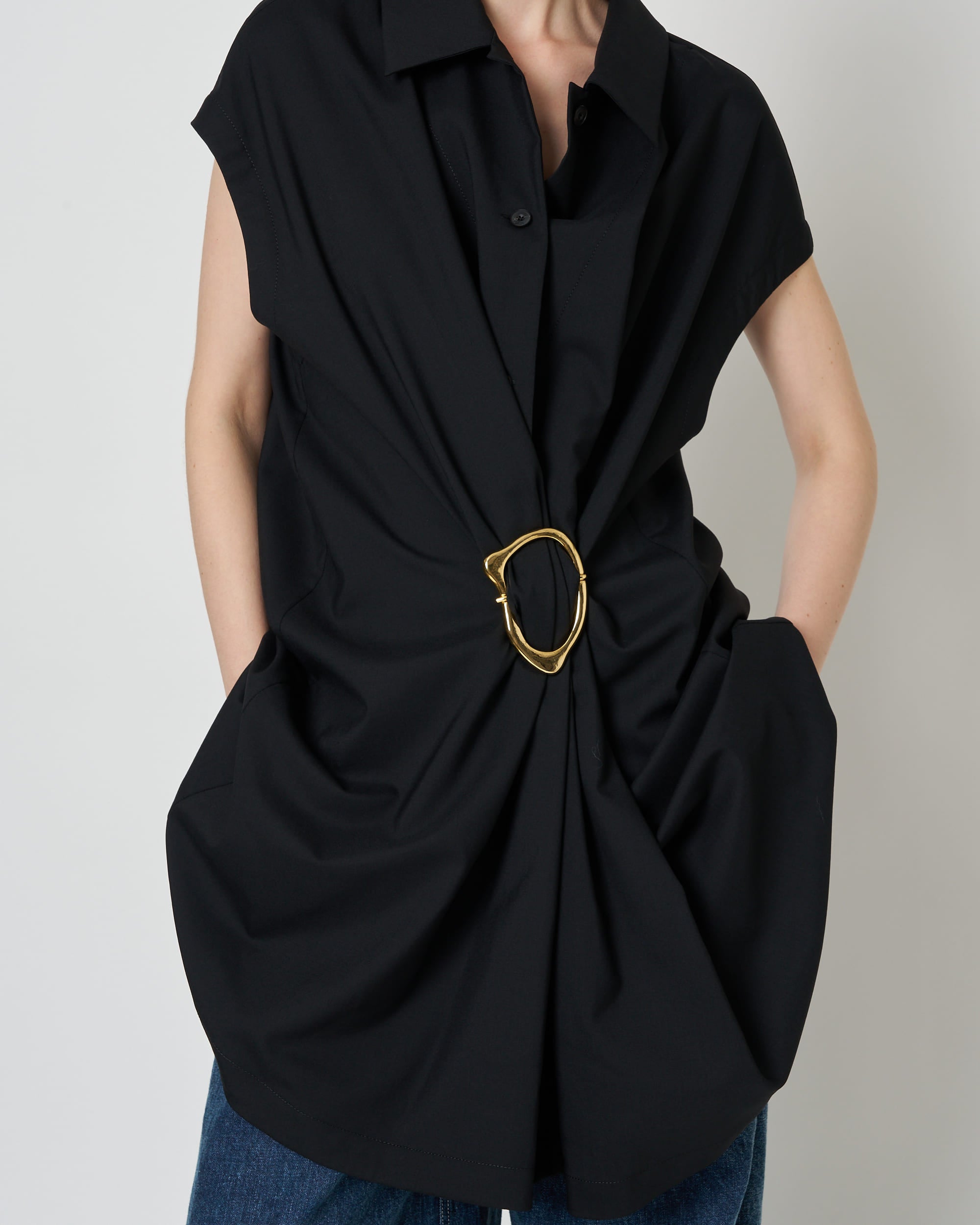 NOA - WOOL GATHERED TOP WITH BUCKLE