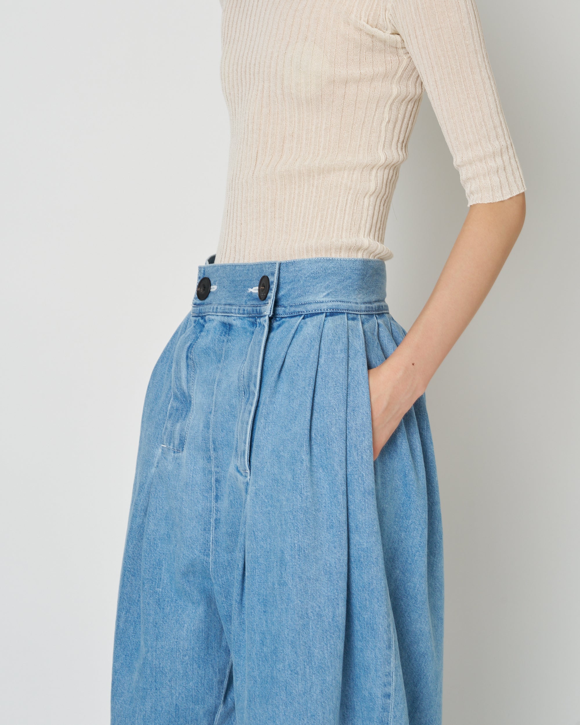 【PRE ORDER】NIRVANA - DENIM TUCK PANTS