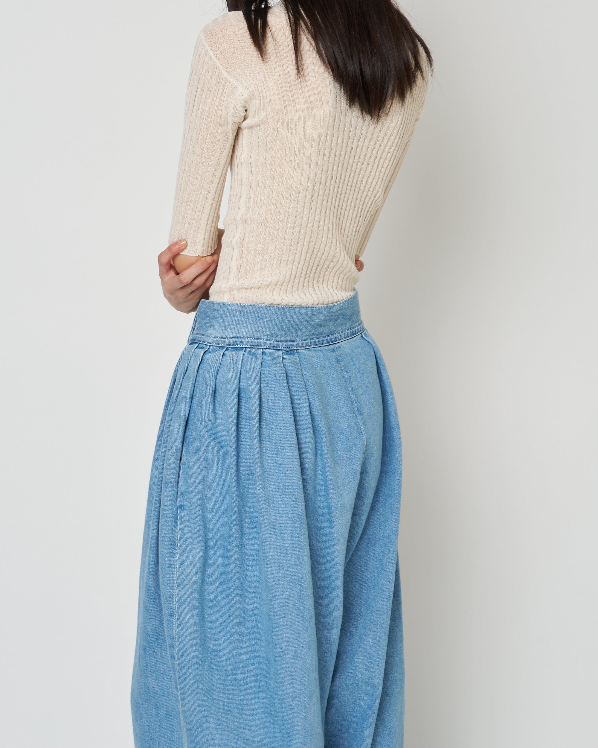 【PRE ORDER】NIRVANA - DENIM TUCK PANTS
