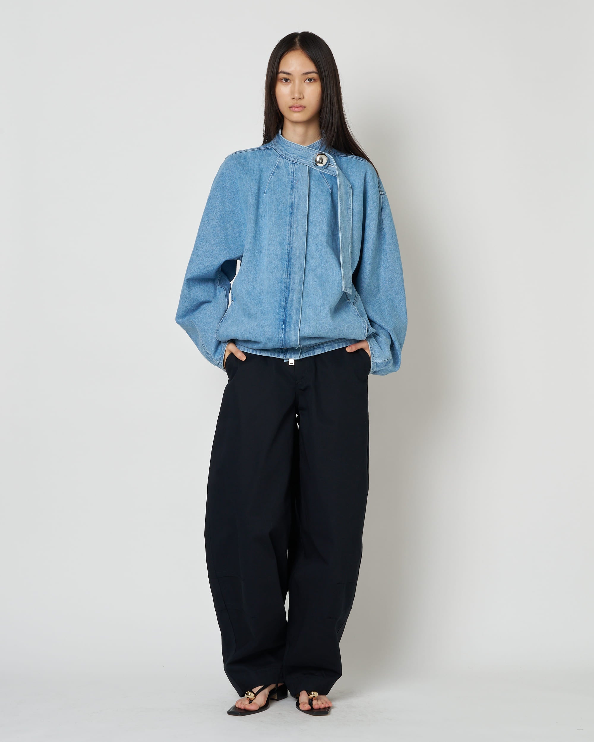 IVANA - ROUND SHAPED ZIP UP DENIM BLOUSON