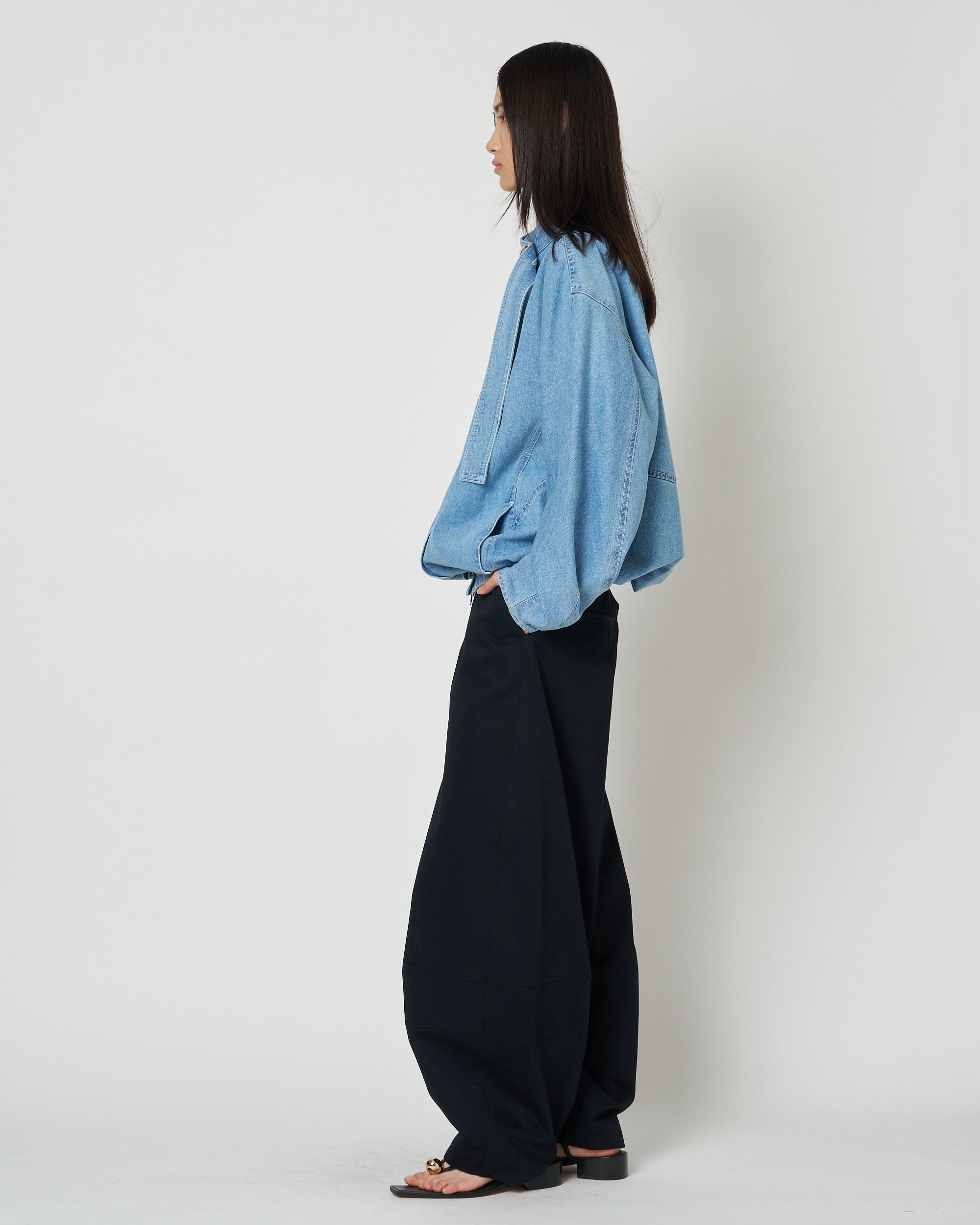 【PRE ORDER】IVANA - ROUND SHAPED ZIP UP DENIM BLOUSON