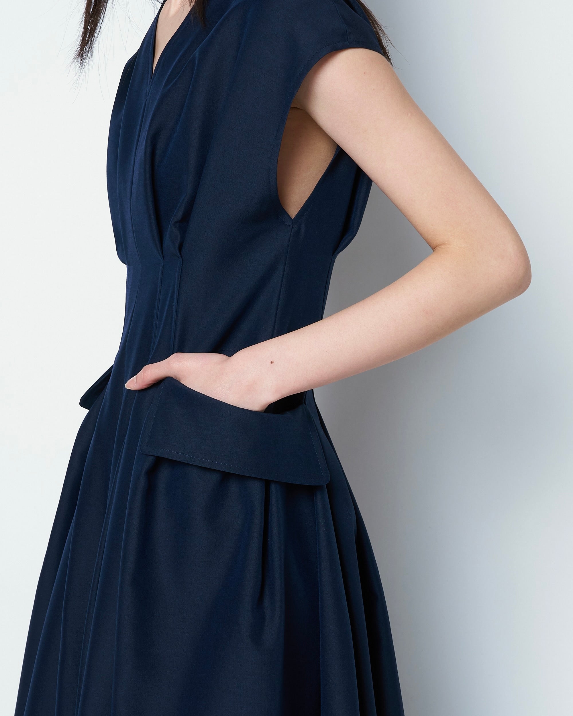 【COMING SOON】OASIS - POCKET DETAIL WOOL SILK DRESS