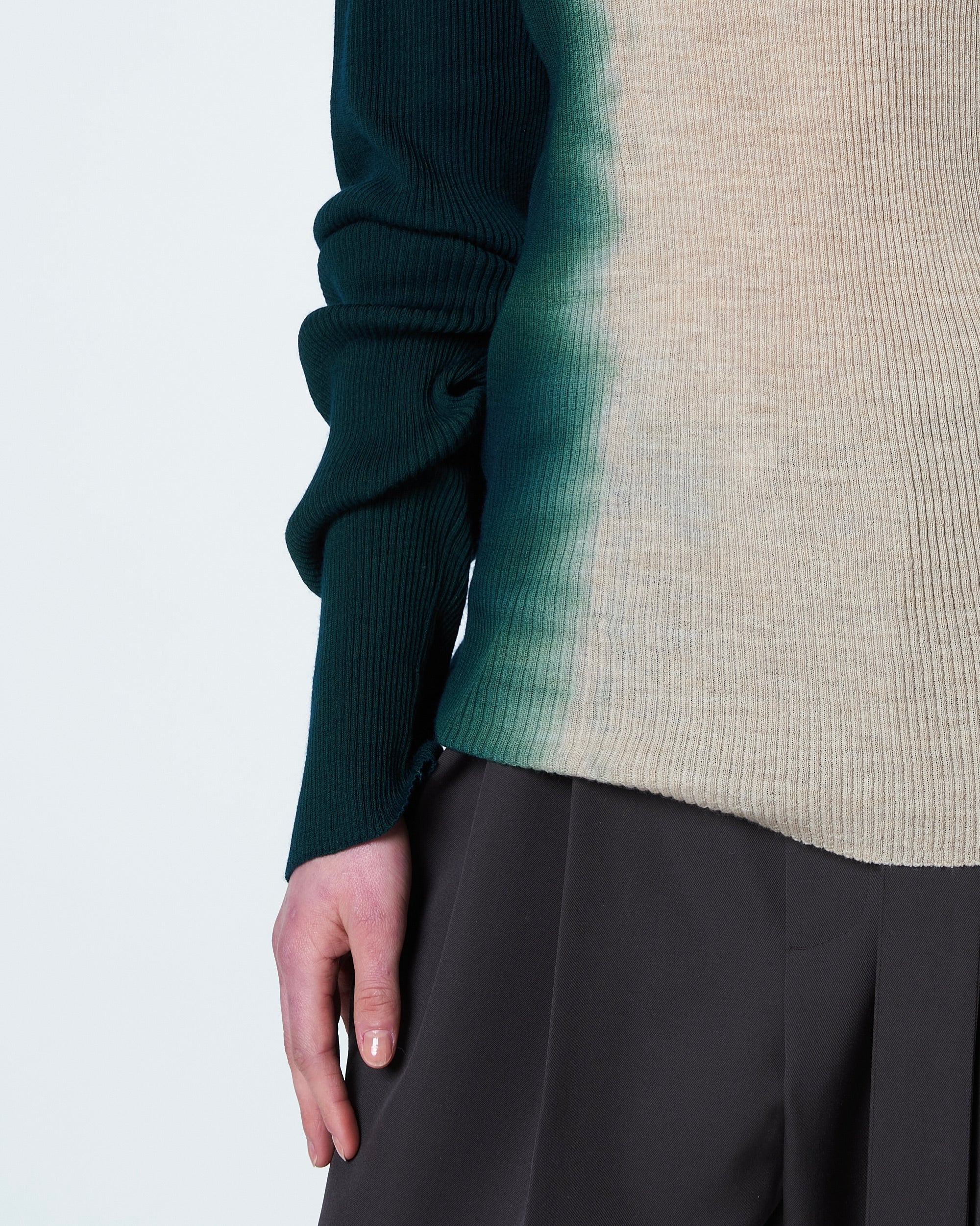 【COMING SOON】OPHIRAE - FINE GRADATION KNIT TOP