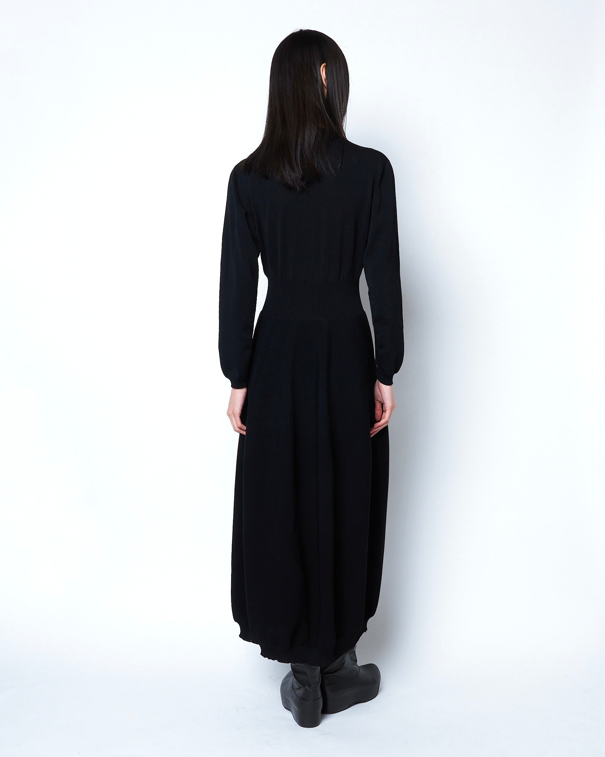 ANNA - LONG SLEEVE KNIT DRESS WITH BUTTON