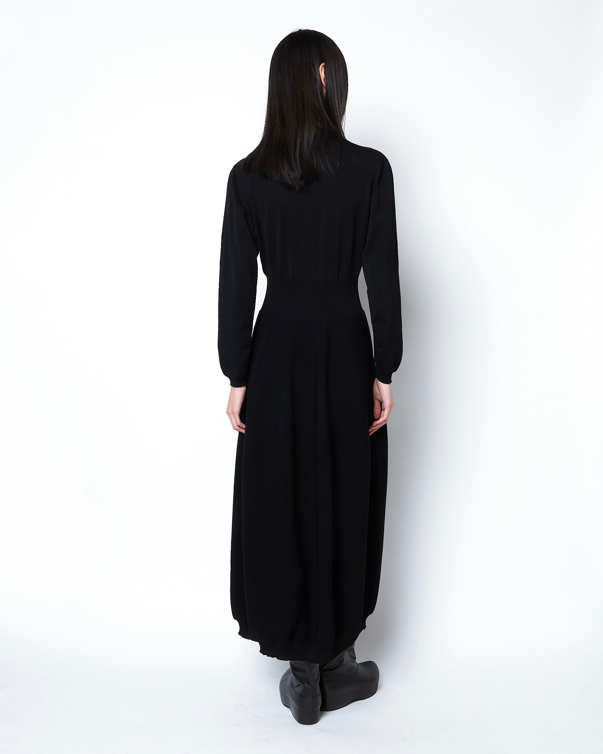 ANNA - LONG SLEEVE KNIT DRESS WITH BUTTON