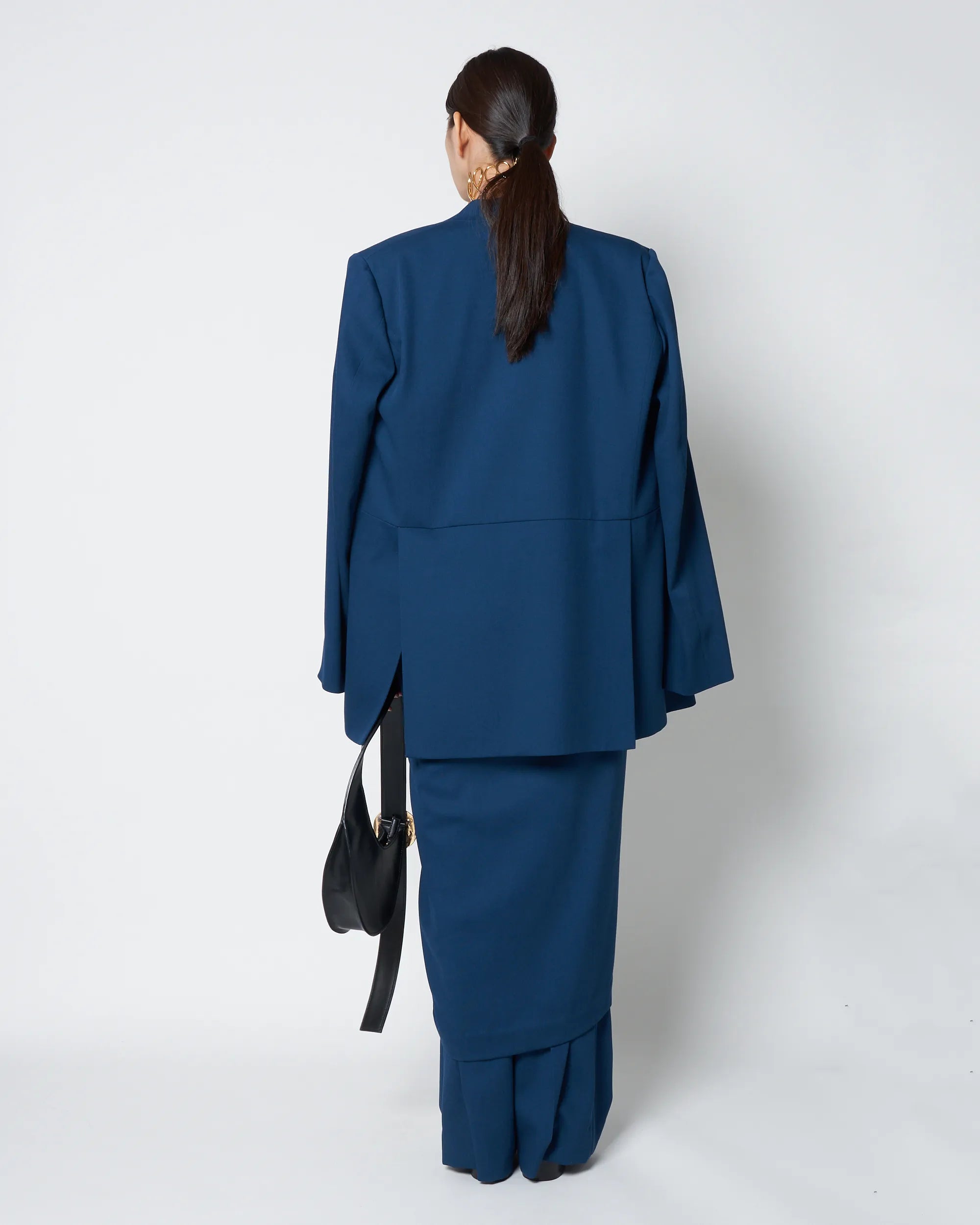 【PRE ORDER】HARU - COLLARLESS SUMMER WOOL TAILORED BLAZER