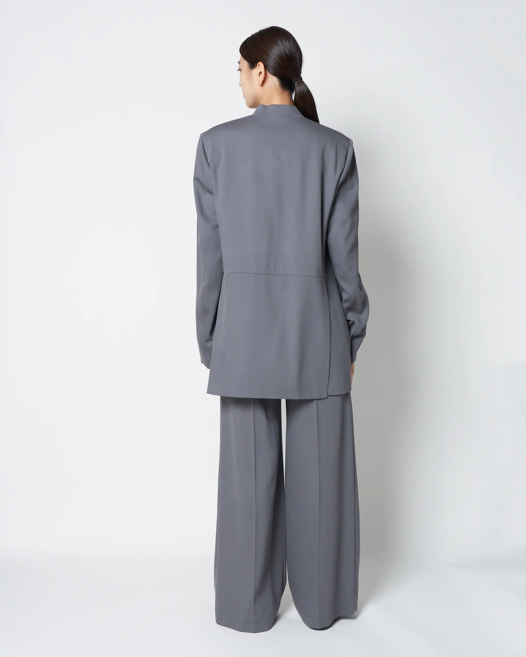 【PRE ORDER】HARU - COLLARLESS SUMMER WOOL TAILORED BLAZER