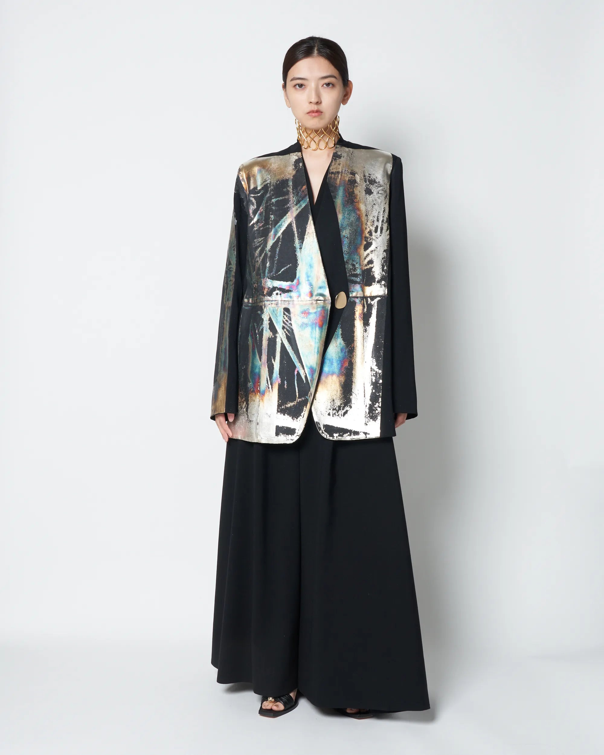 【PRE ORDER】HARU - COLLARLESS TAILORED BLAZER WITH FOIL COATING