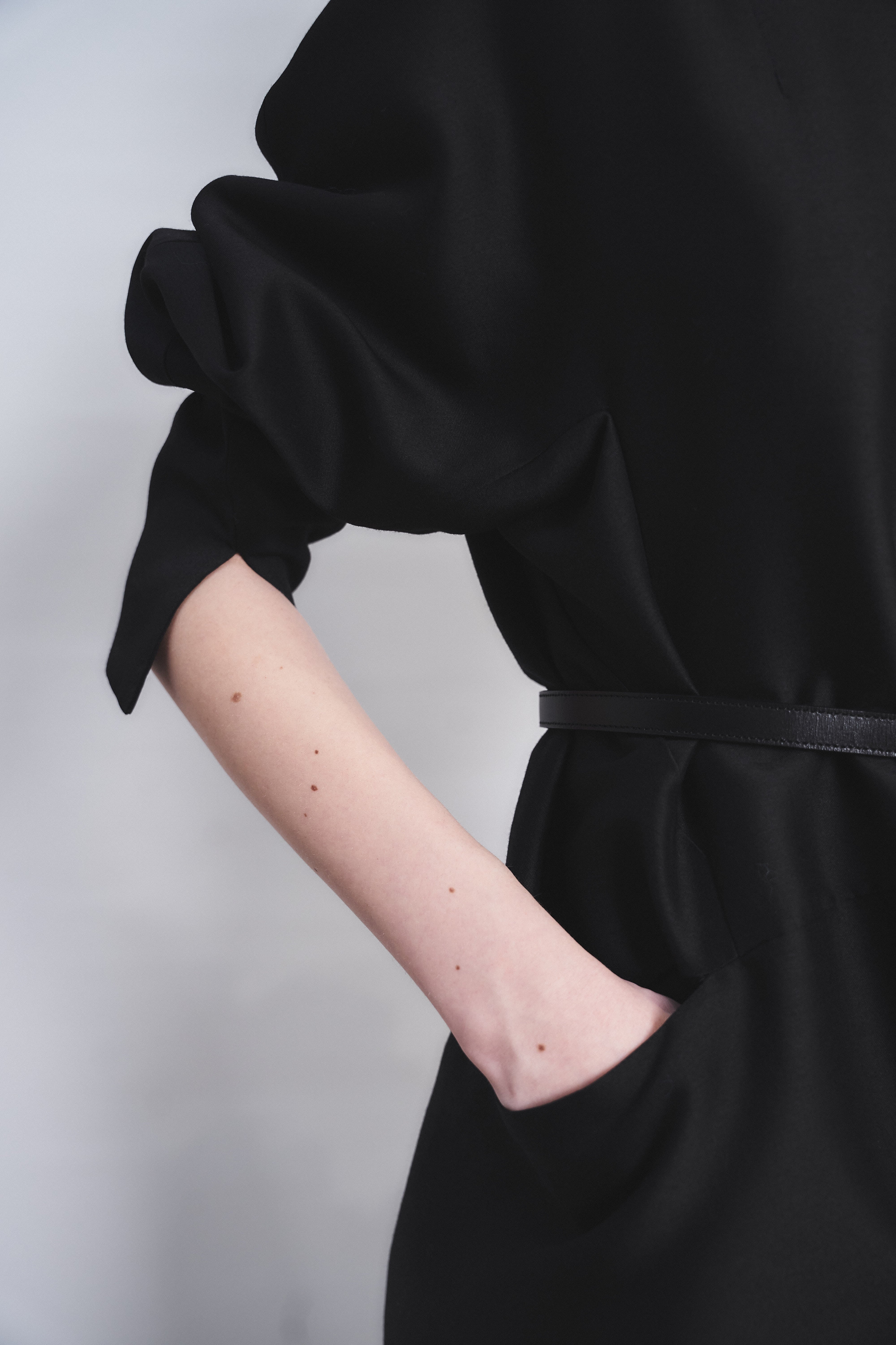 ELIANA - ROUND SHAPED VOLUME DRESS – HARUNOBUMURATA