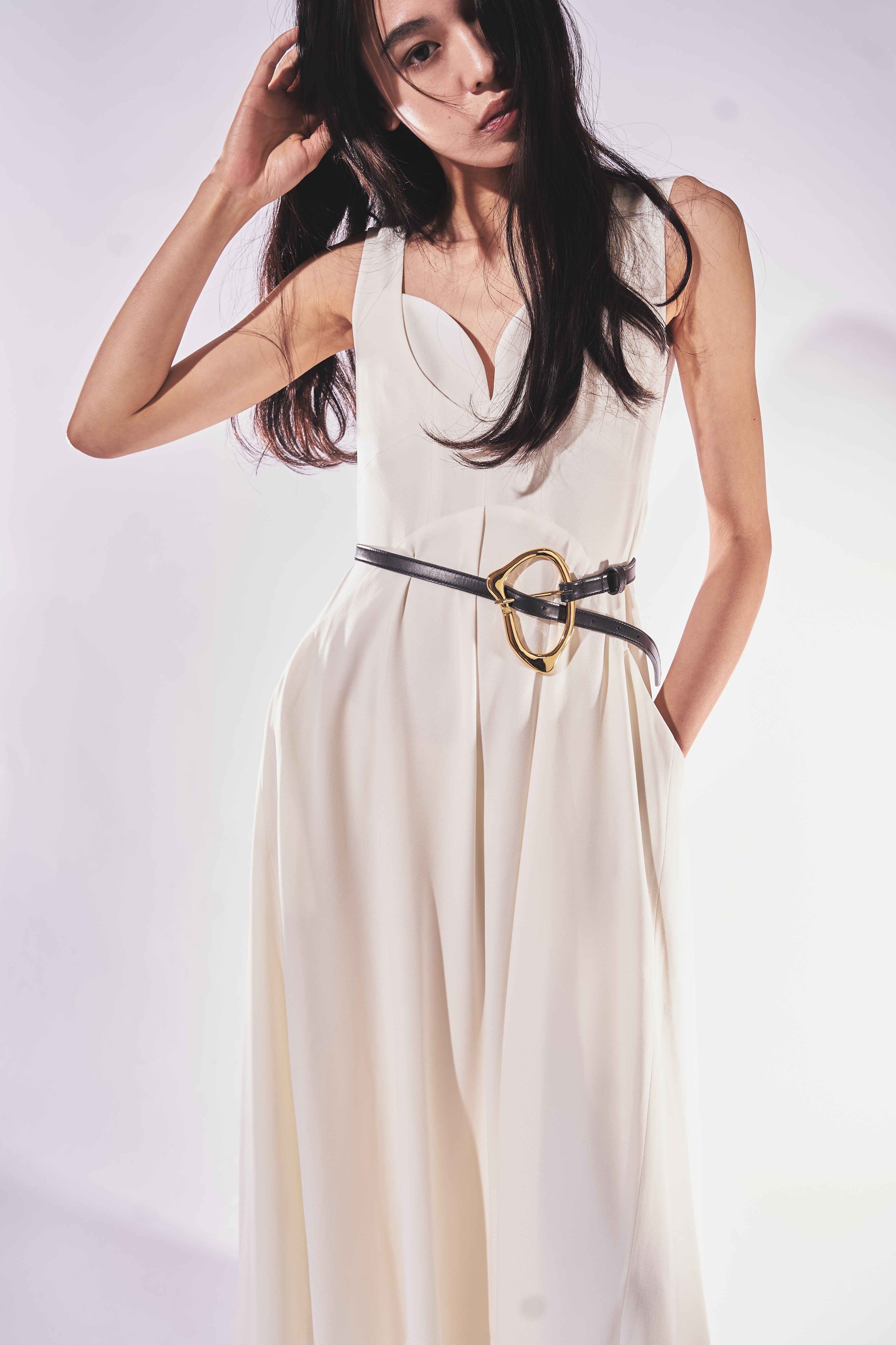 INES - BACK SATIN FLARE DRESS