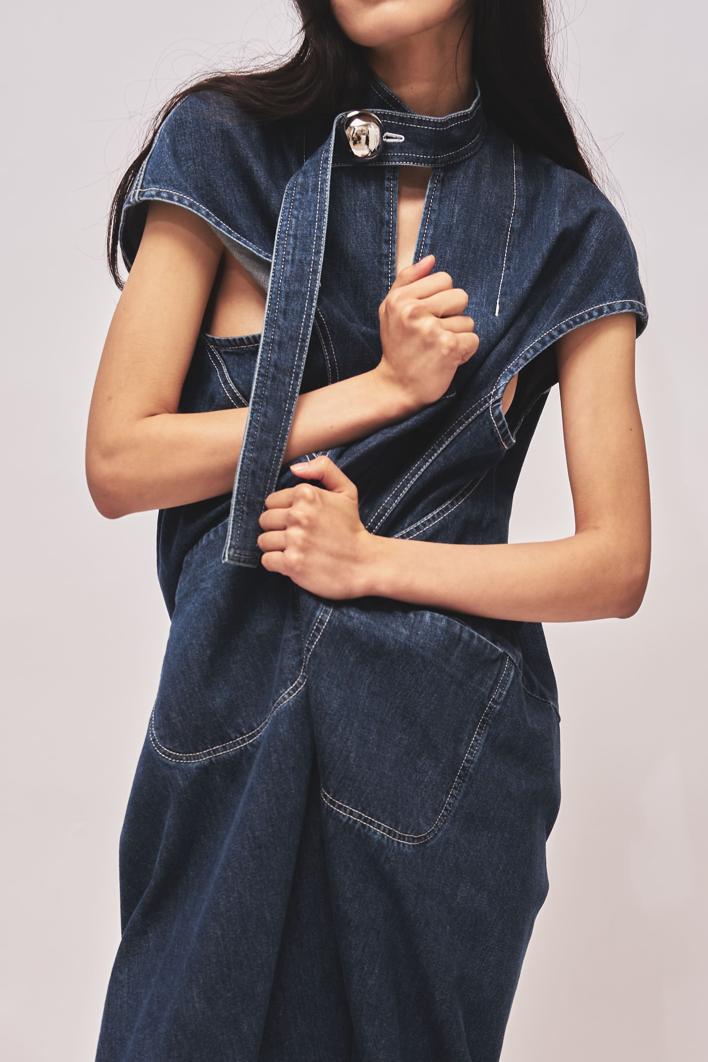 LAURA - ROUND SHAPE SLEEVELESS DENIM DRESS (SOLD OUT)