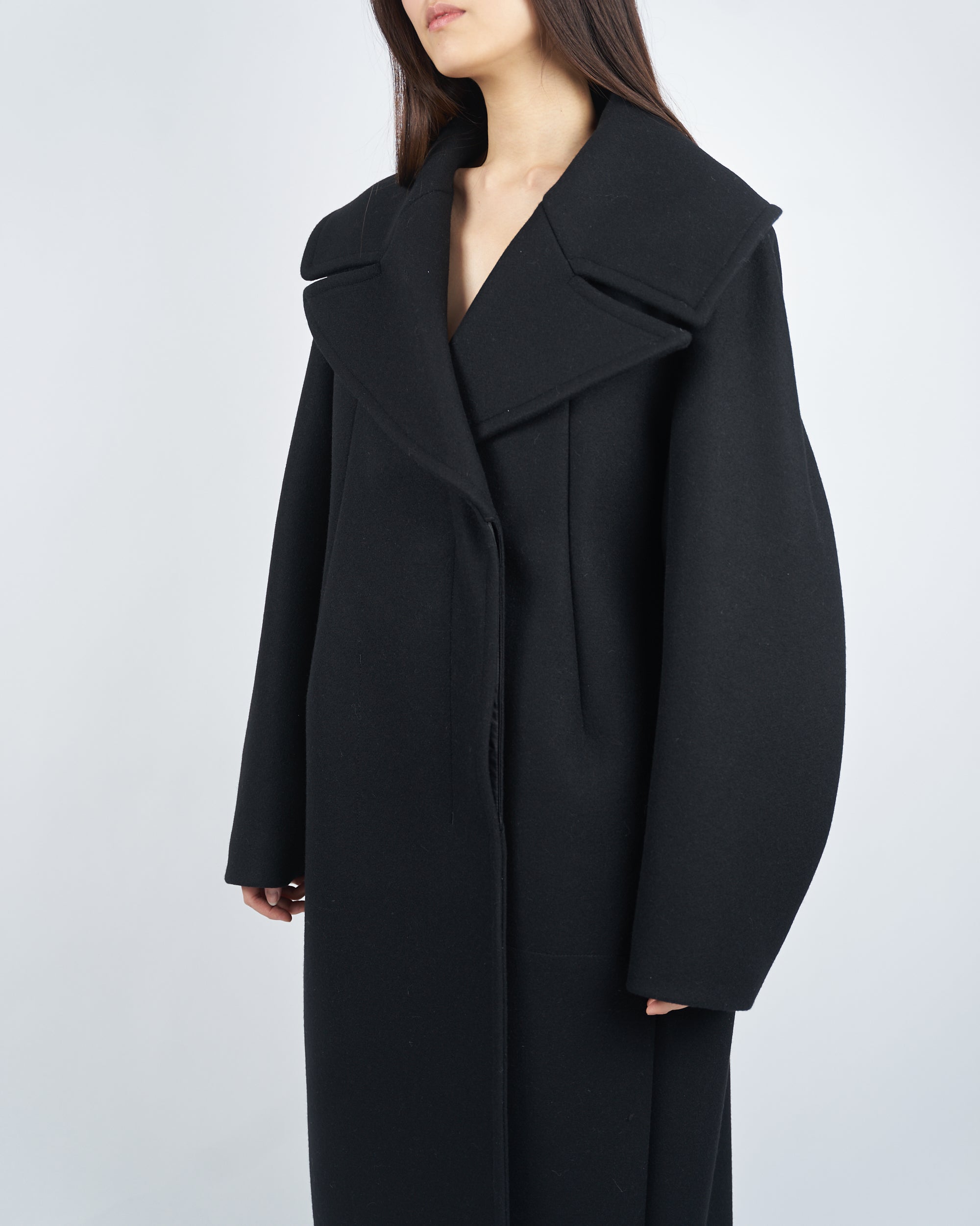 ILYSSA - ROUND SHAPED HEAVY MELTON  COAT