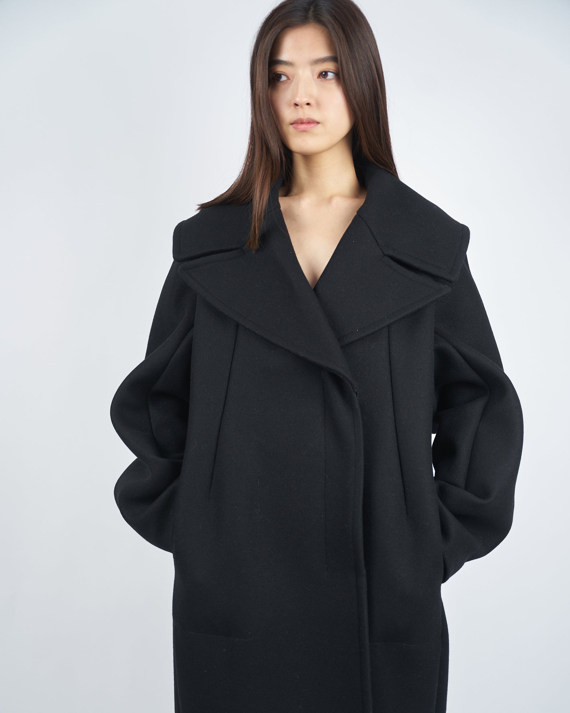 ILYSSA - ROUND SHAPED HEAVY MELTON  COAT