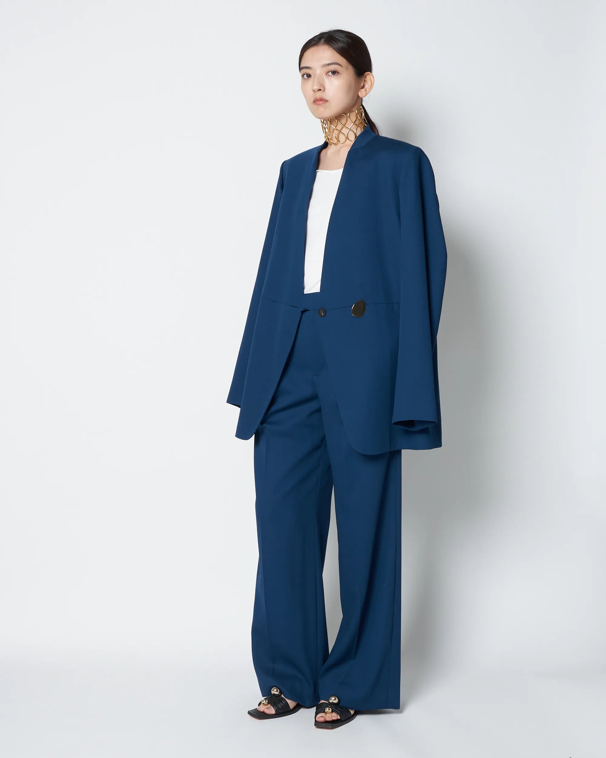 【PRE ORDER】ISPARTA - WIDE SILHOUETTE WOOL TUCKED TROUSERS