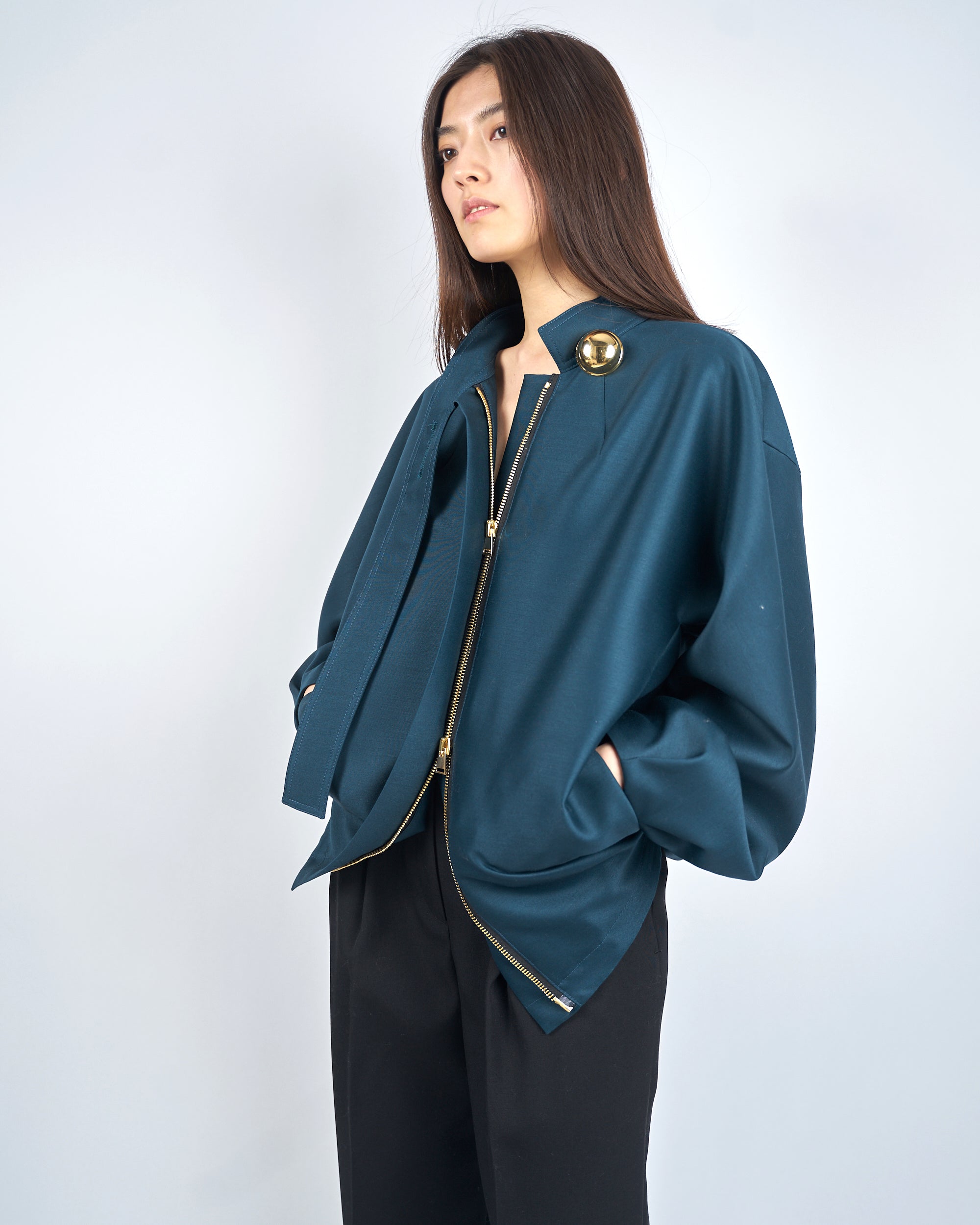 IVANA - ROUND SHAPED ZIP UP WOOL BLOUSON