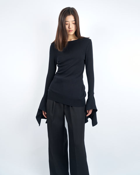 IZU - DRAPE CUFFS SMOOTH KNIT TOP