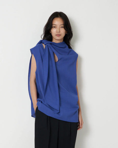 JAMBI - LIGHT WEIGHT WOOL SCARF NECK TOP