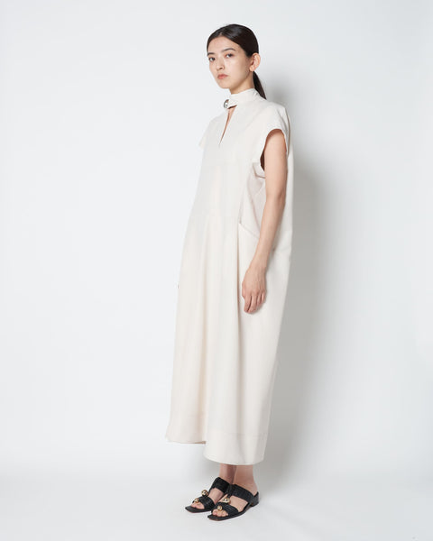 LAURA - ROUND SHAPE SLEEVELESS DRESS
