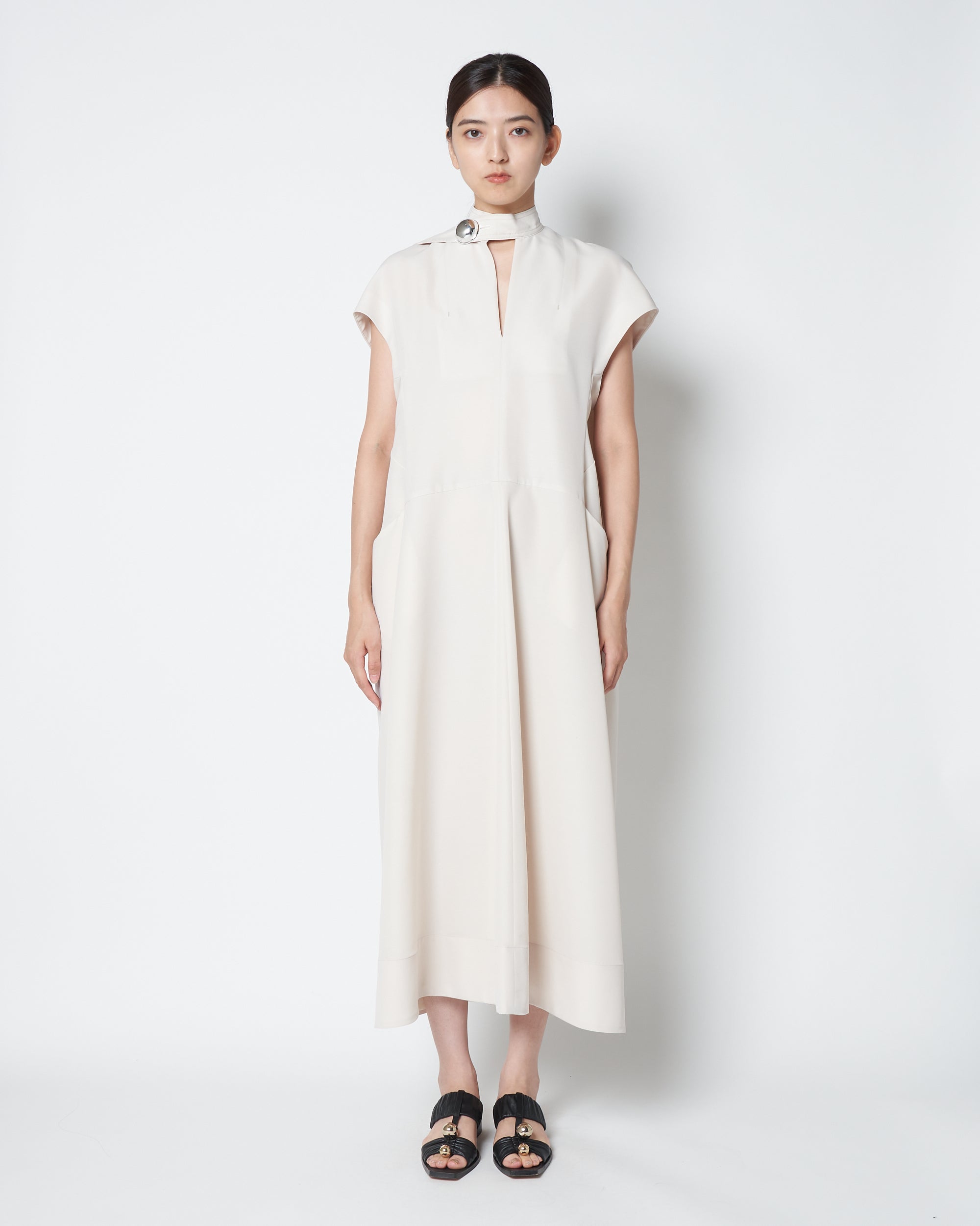 【PRE ORDER】LAURA - ROUND SHAPE SLEEVELESS DRESS