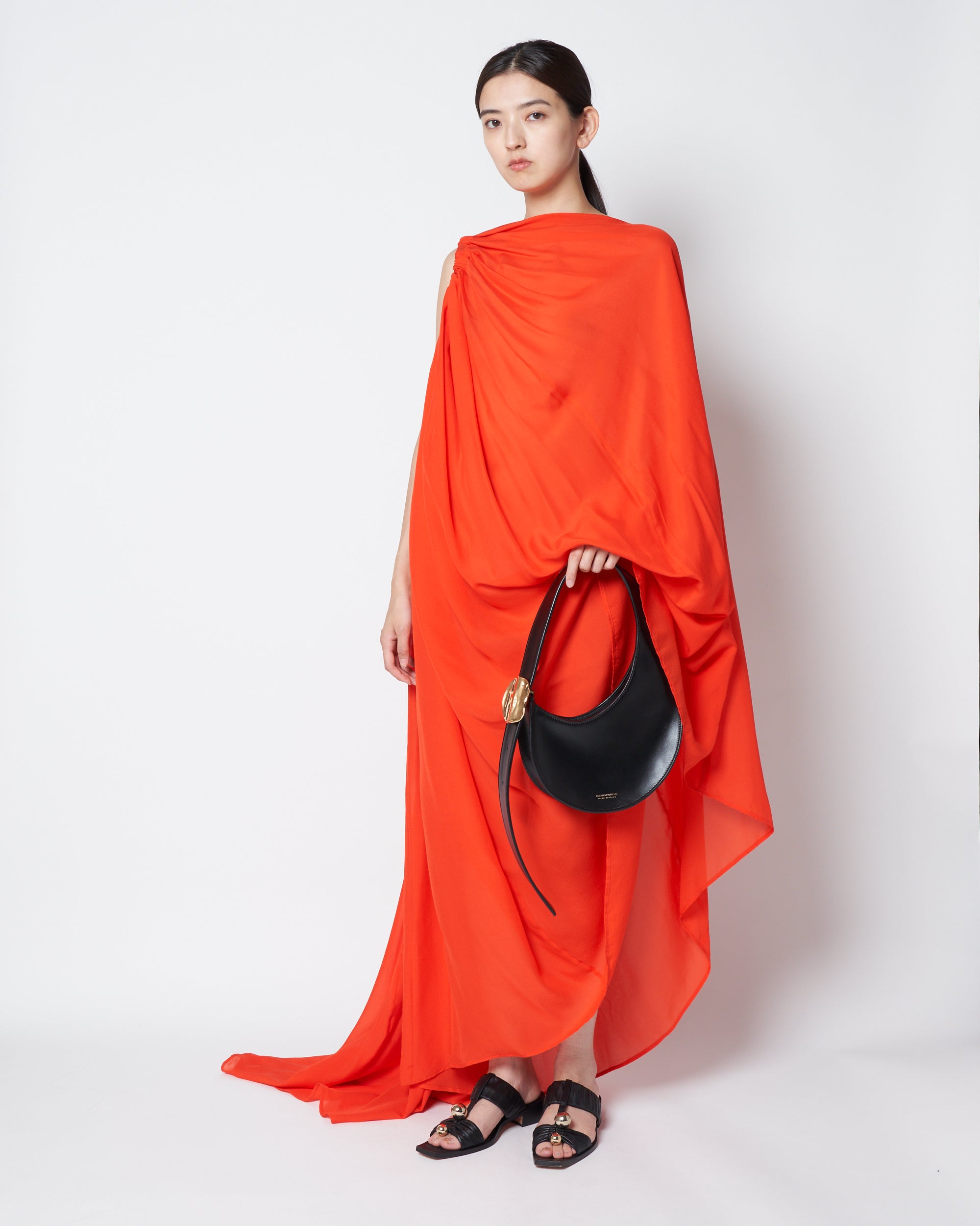 【PRE ORDER】LAVISH - SILK GATHERED TWO WAY DRESS