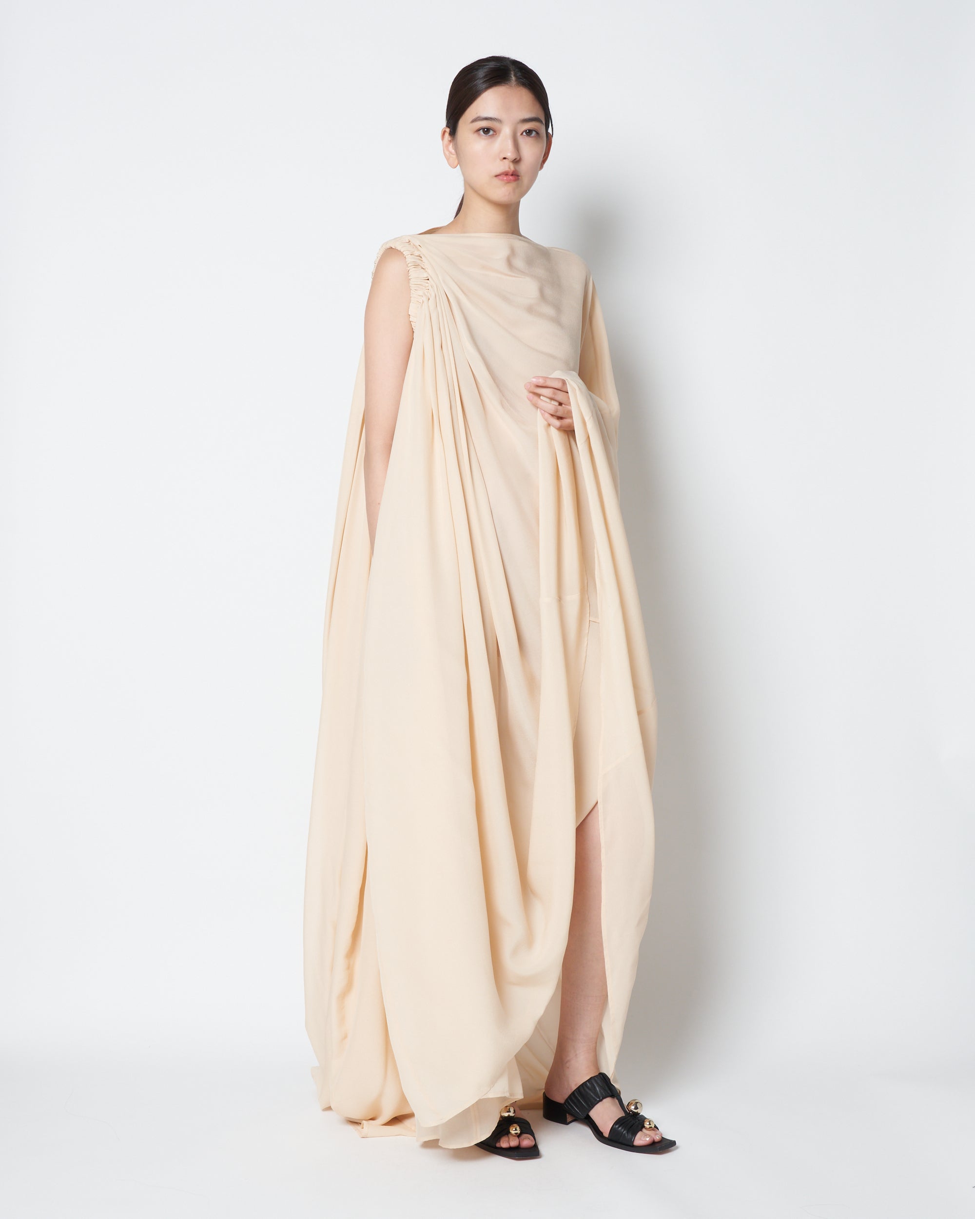 【PRE ORDER】LAVISH - SILK GATHERED TWO WAY DRESS