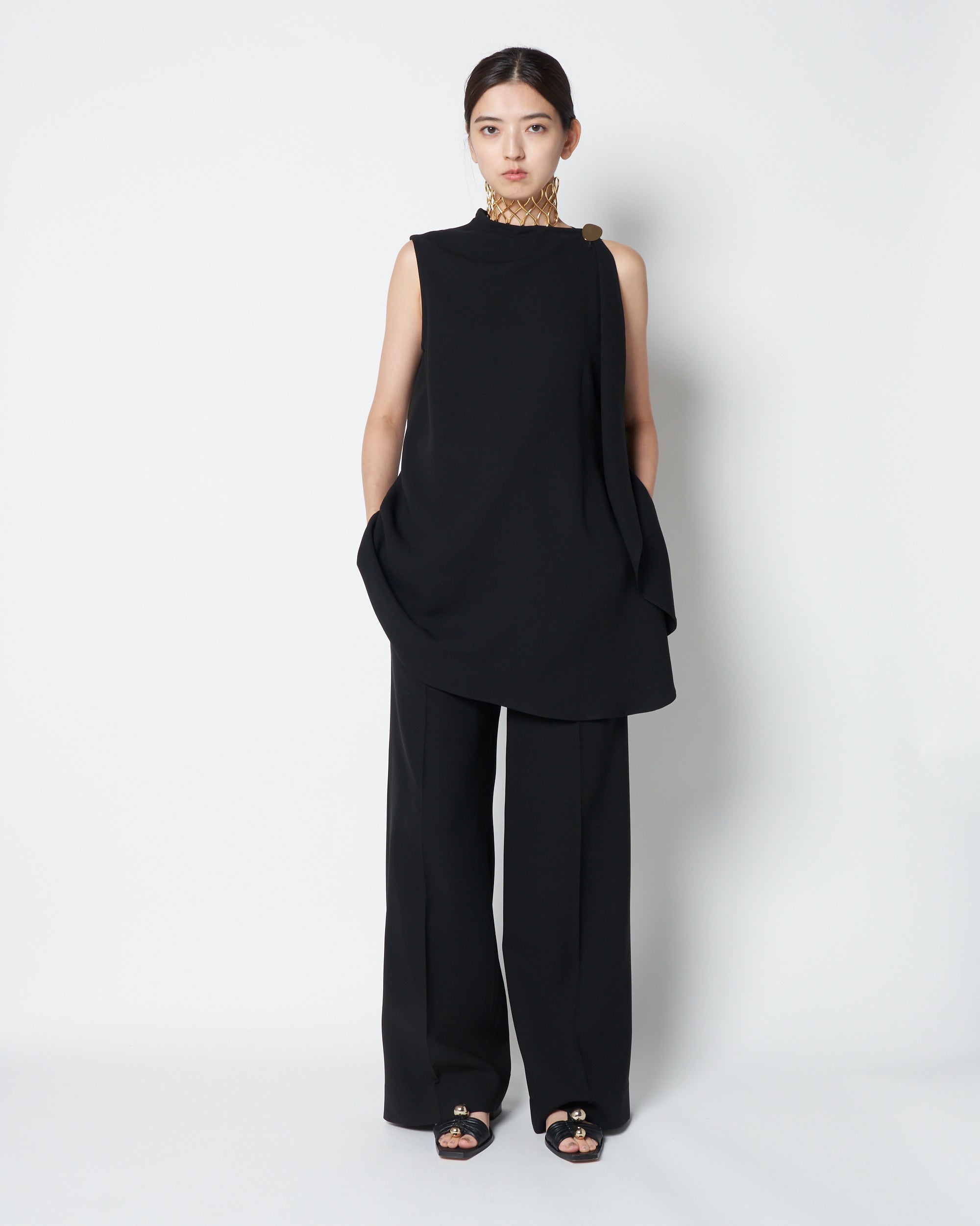 【PRE ORDER】LEVI- SILK ASYMMETRY DRAPED BLOUSE