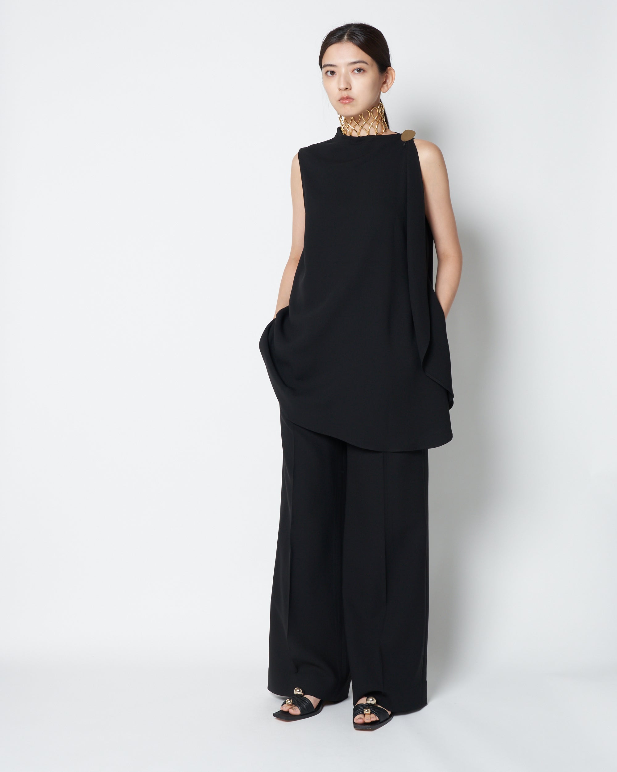 【PRE ORDER】LEVI- SILK ASYMMETRY DRAPED BLOUSE