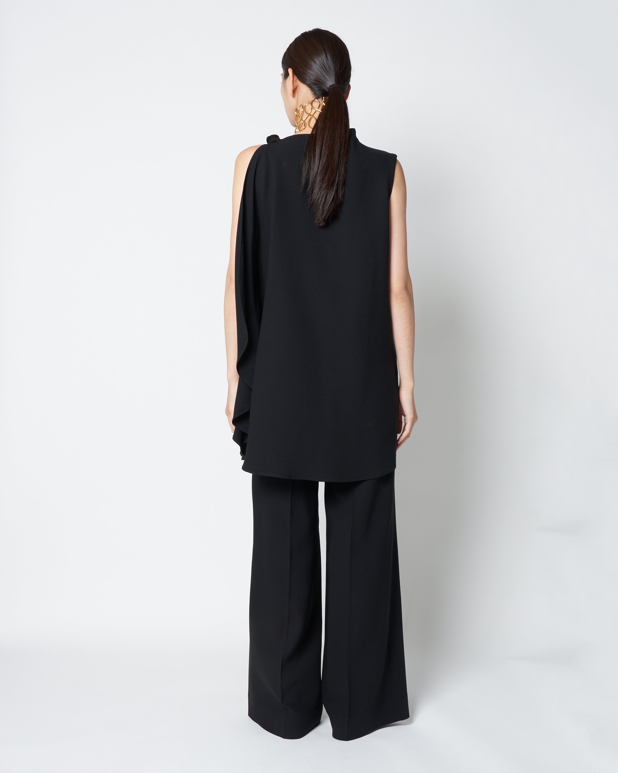 【PRE ORDER】LEVI- SILK ASYMMETRY DRAPED BLOUSE