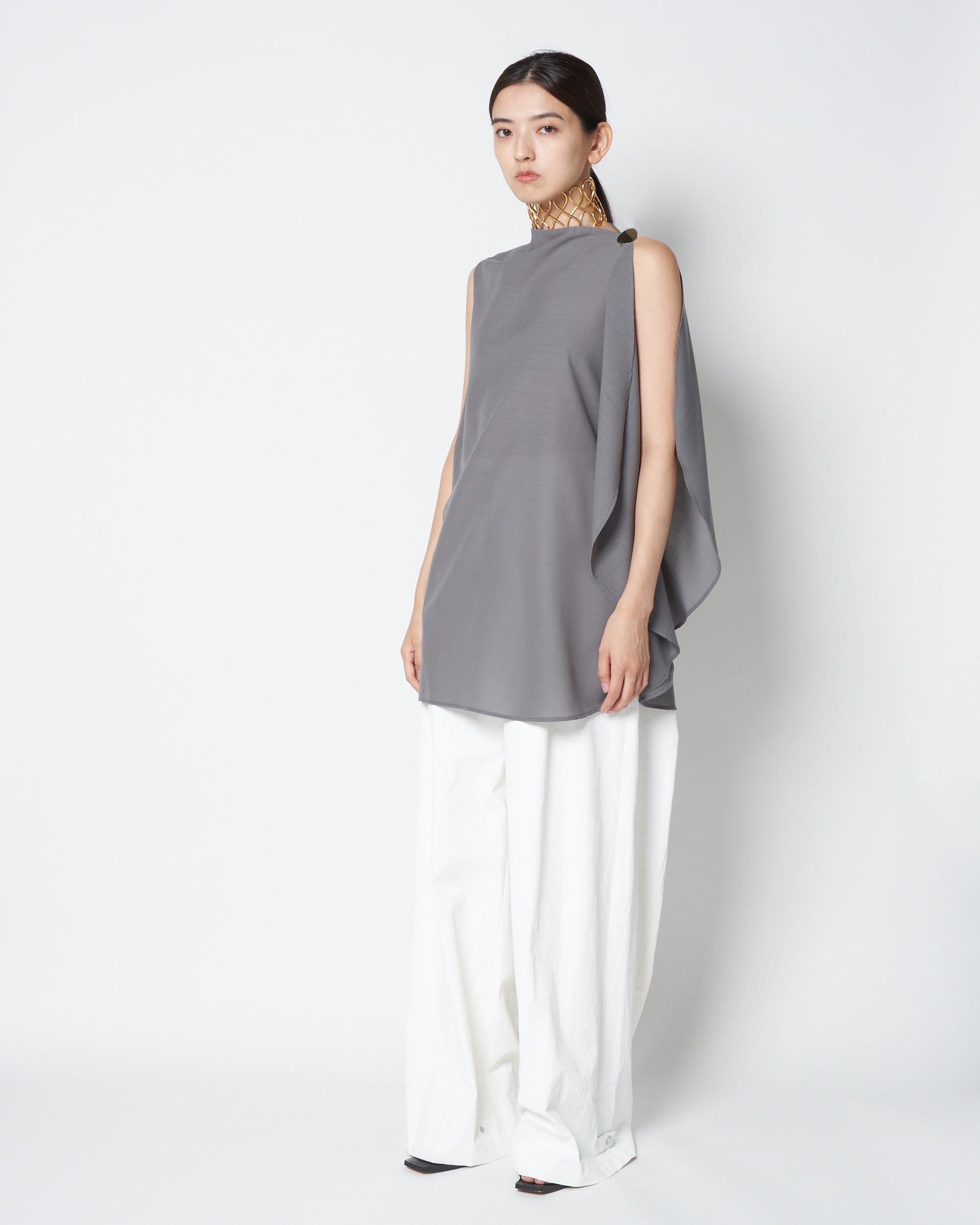 【PRE ORDER】LEVI - WOOL ASYMMETRY DRAPED BLOUSE