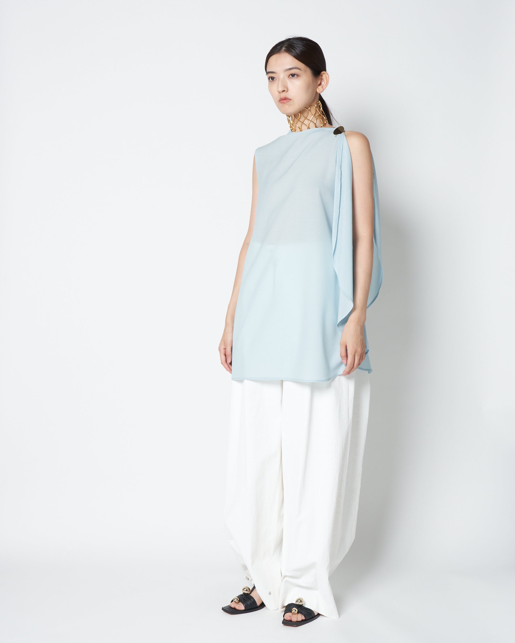 【PRE ORDER】LEVI - WOOL ASYMMETRY DRAPED BLOUSE