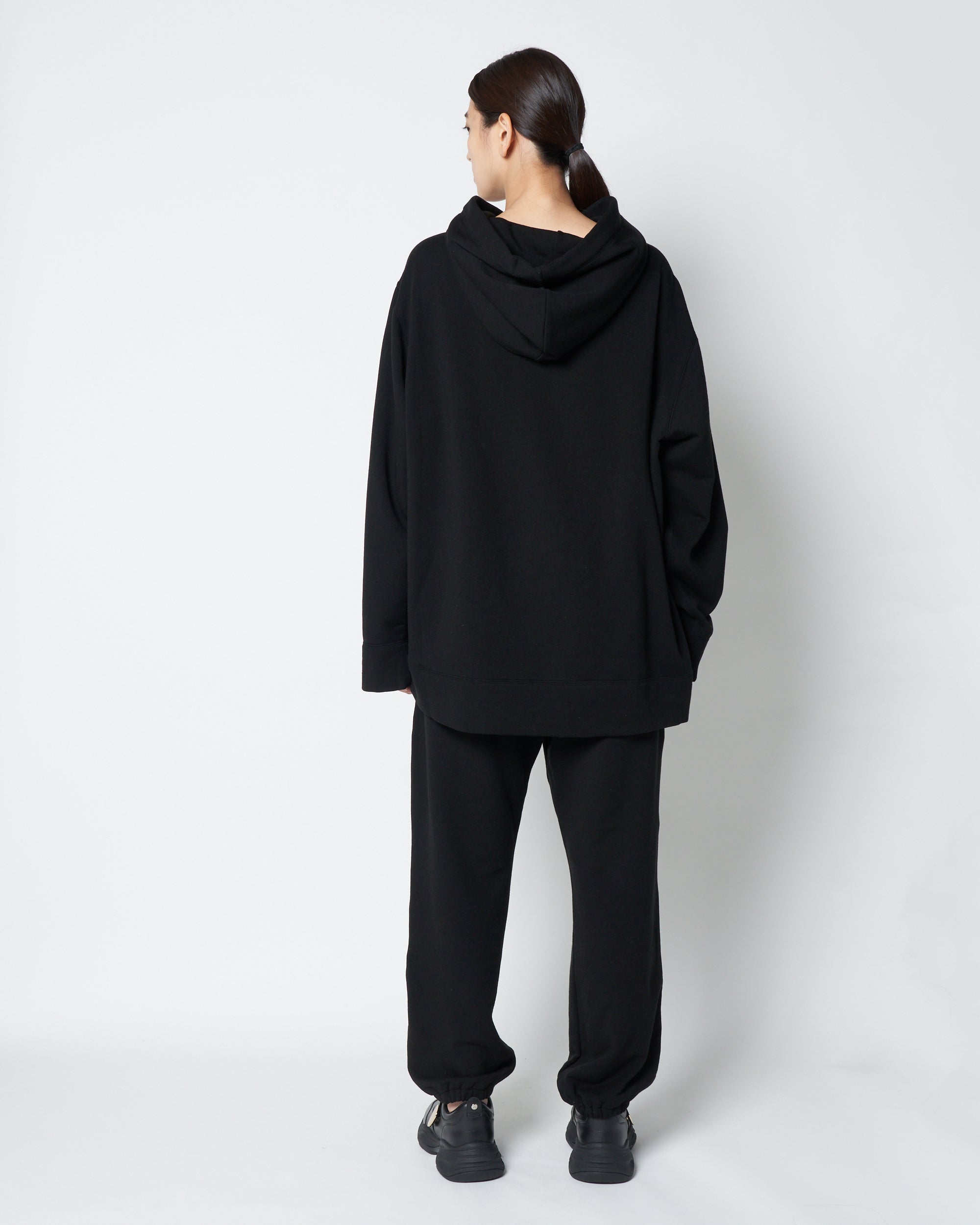 【PRE ORDER】LIMB - ESSENTIAL TENCEL CASHMERE SWEAT