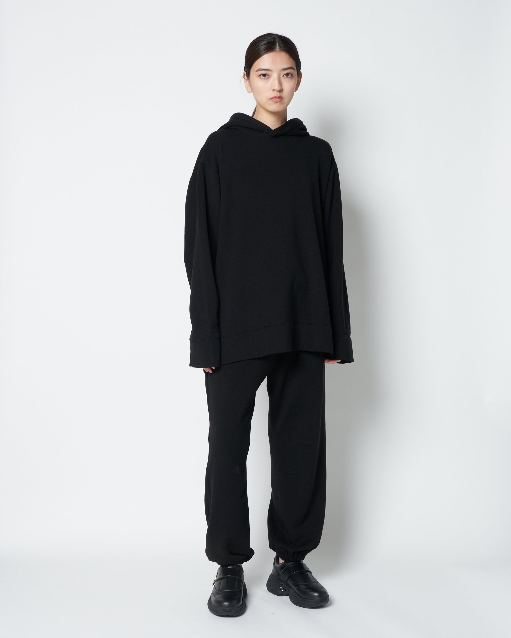 【PRE ORDER】LIMB - ESSENTIAL TENCEL CASHMERE SWEAT