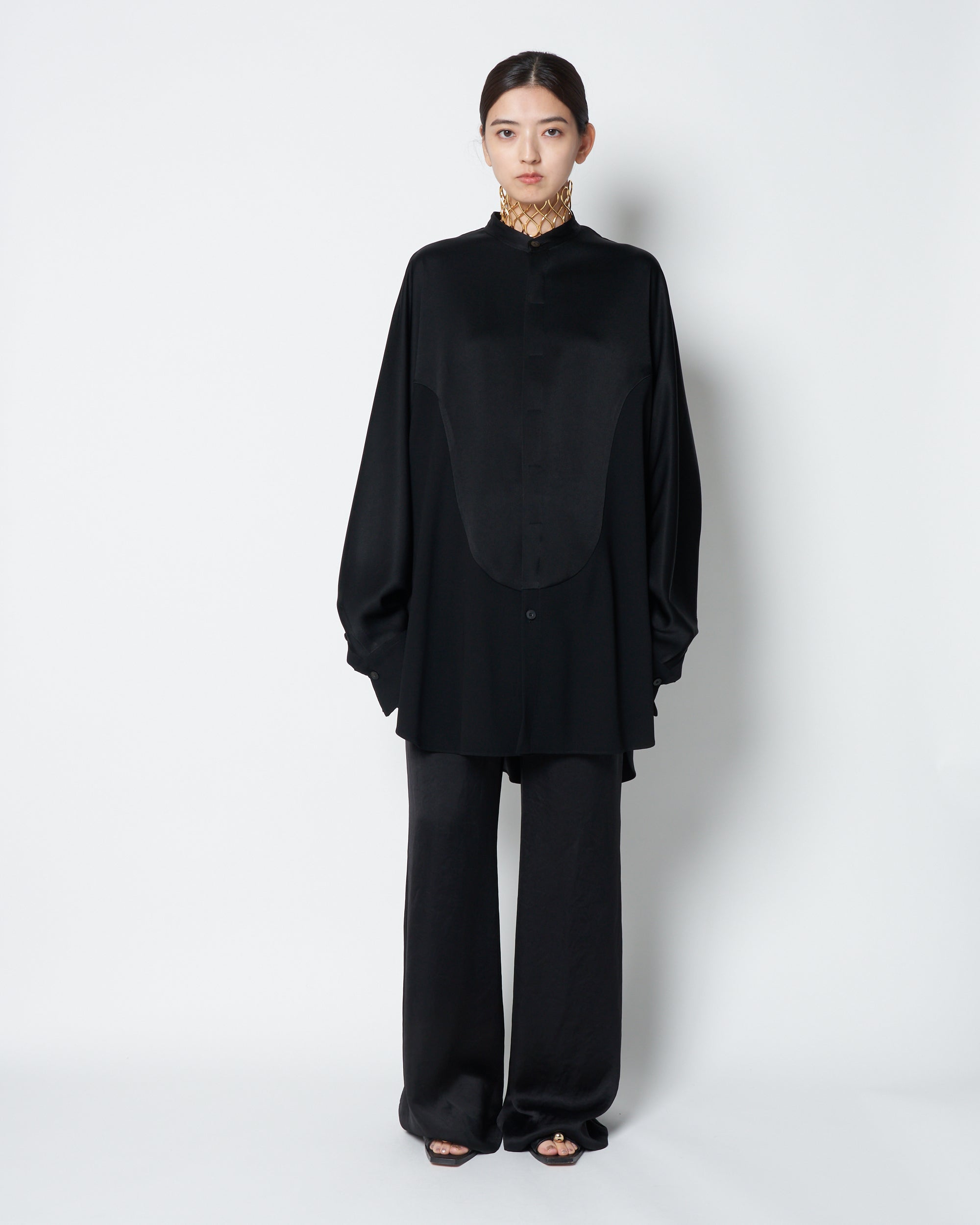 【PRE ORDER】LINDA - BACK SATIN PANELED SHIRT