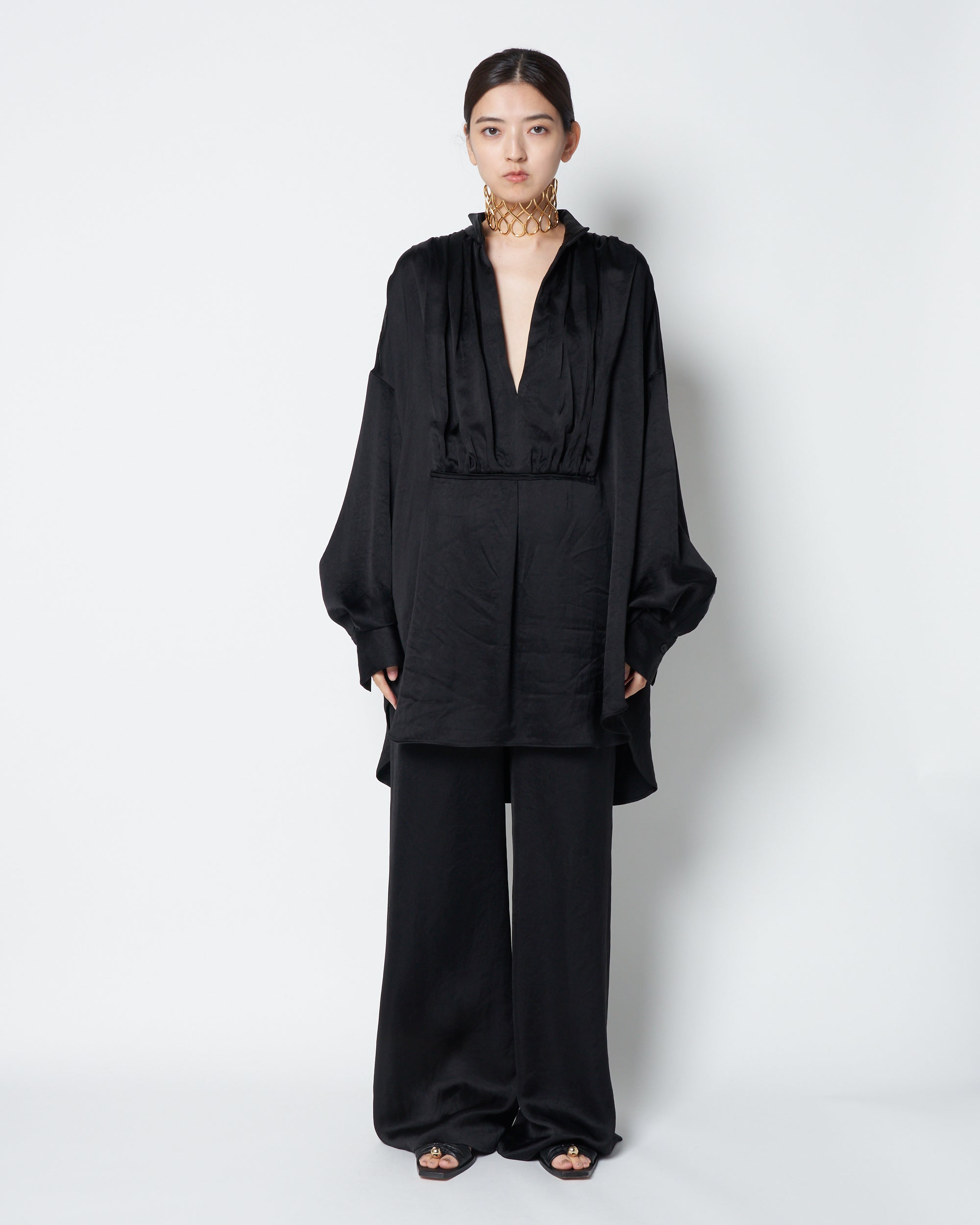 【PRE ORDER】LISILE - GATHERED SATIN OVERSIZE SHIRT