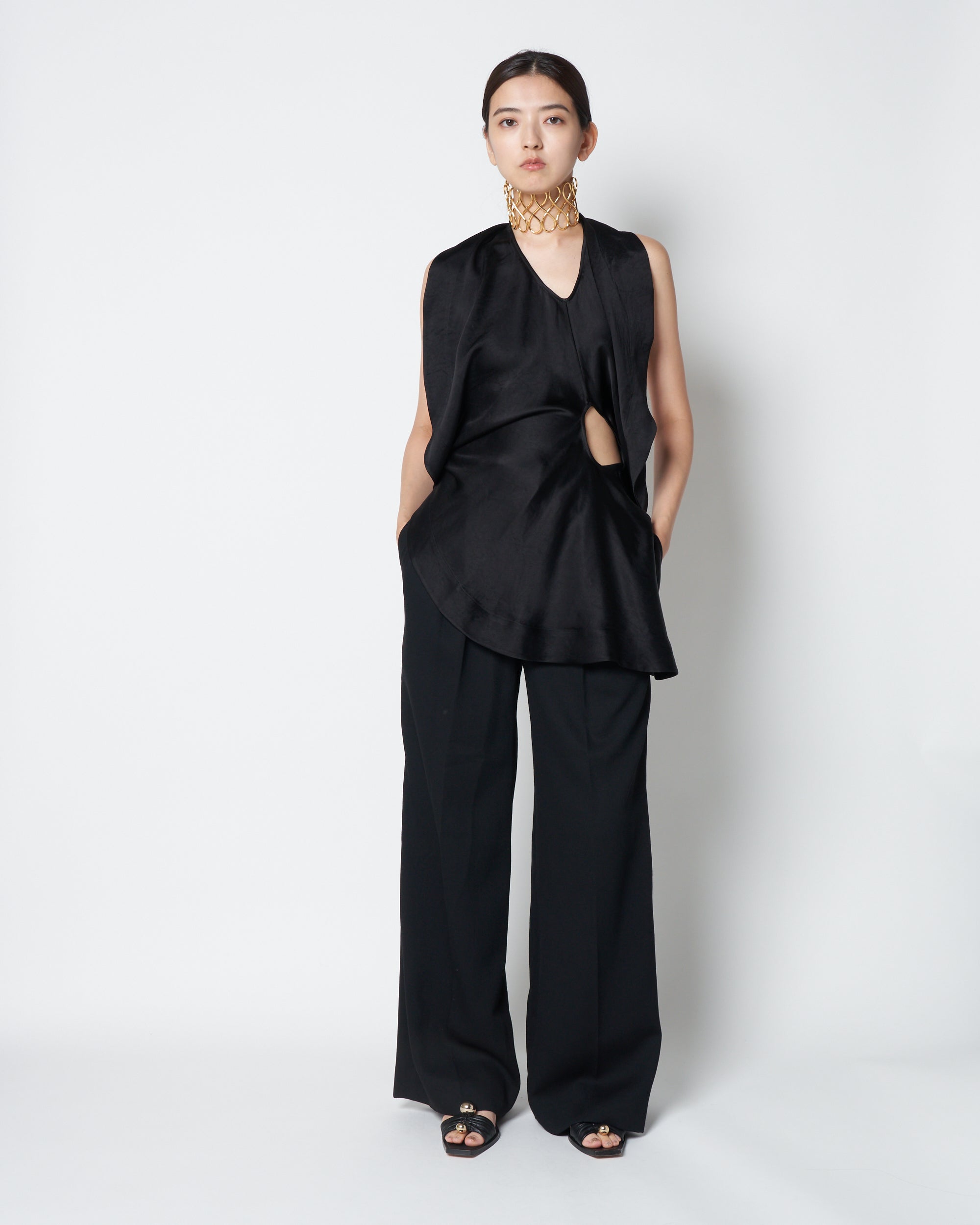 【PRE ORDER】LORNA - SATIN ASYMMETRY CUT OUT TOP