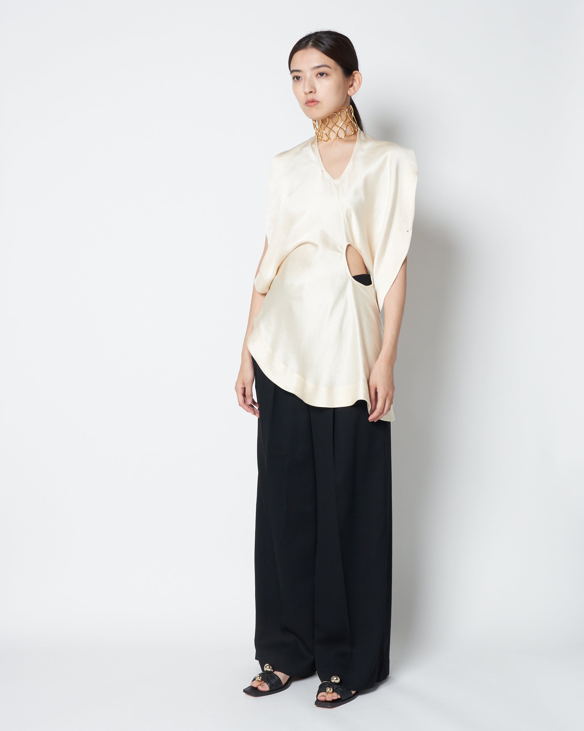 【PRE ORDER】LORNA - SATIN ASYMMETRY CUT OUT TOP