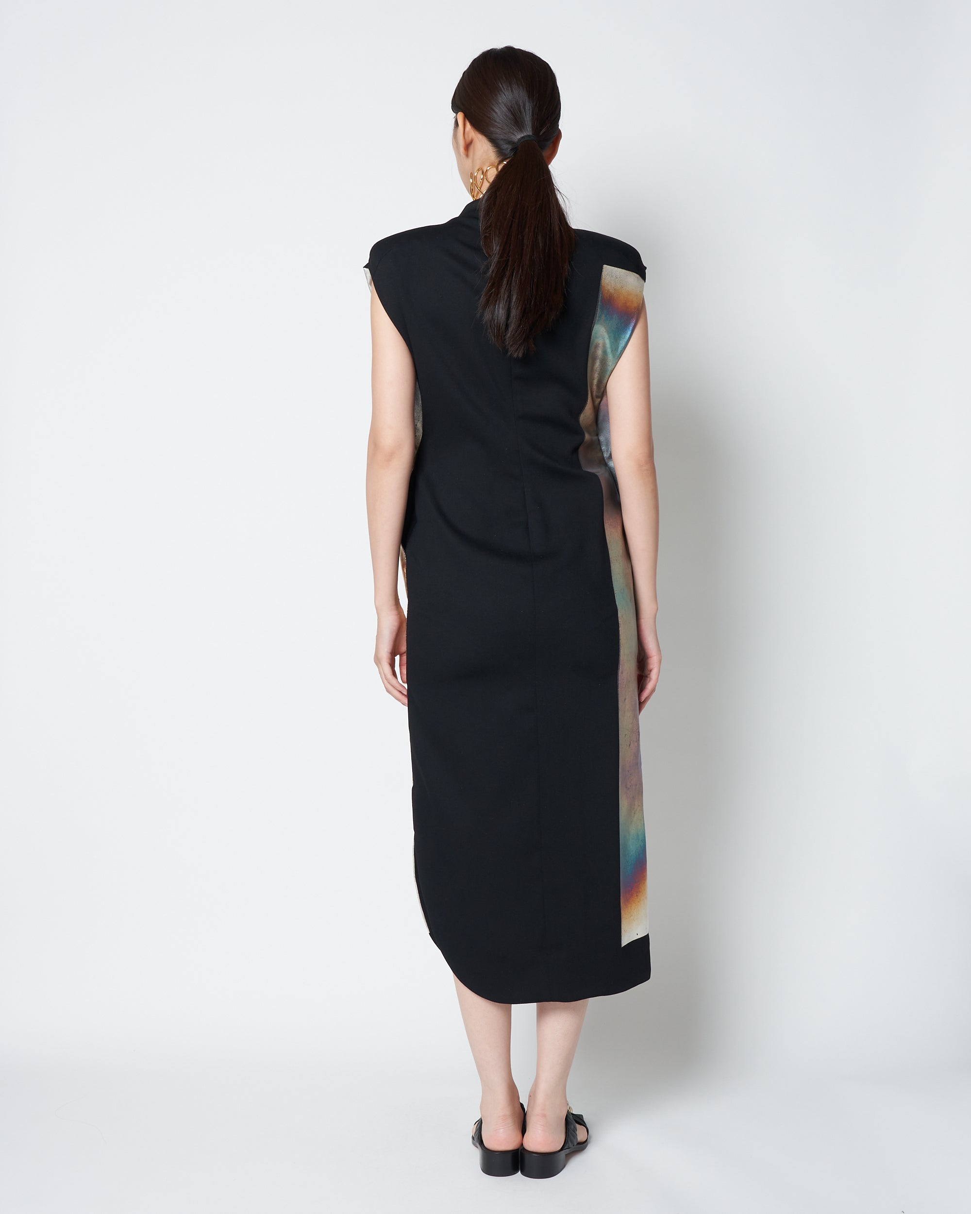 【PRE ORDER】LUCY - WOOL STRUCTURED DRESS WITH FOIL COATING