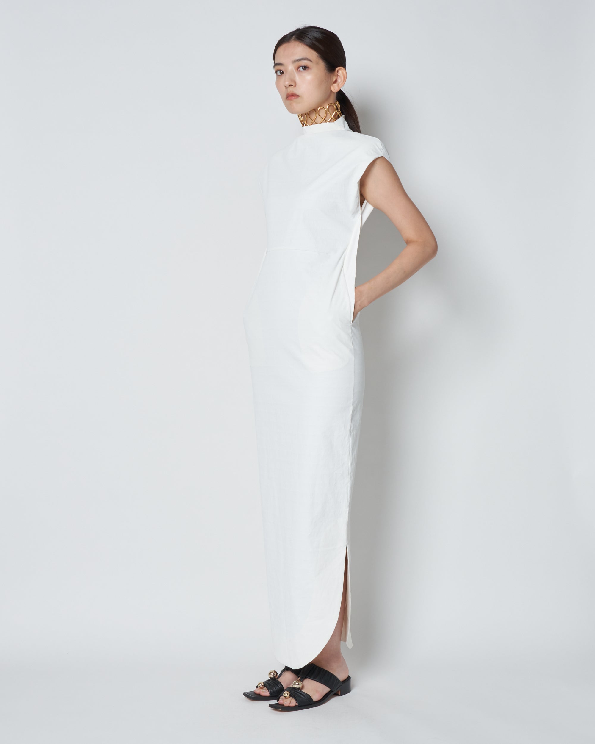 【PRE ORDER】LUCY - LINEN STRUCTURED DRESS